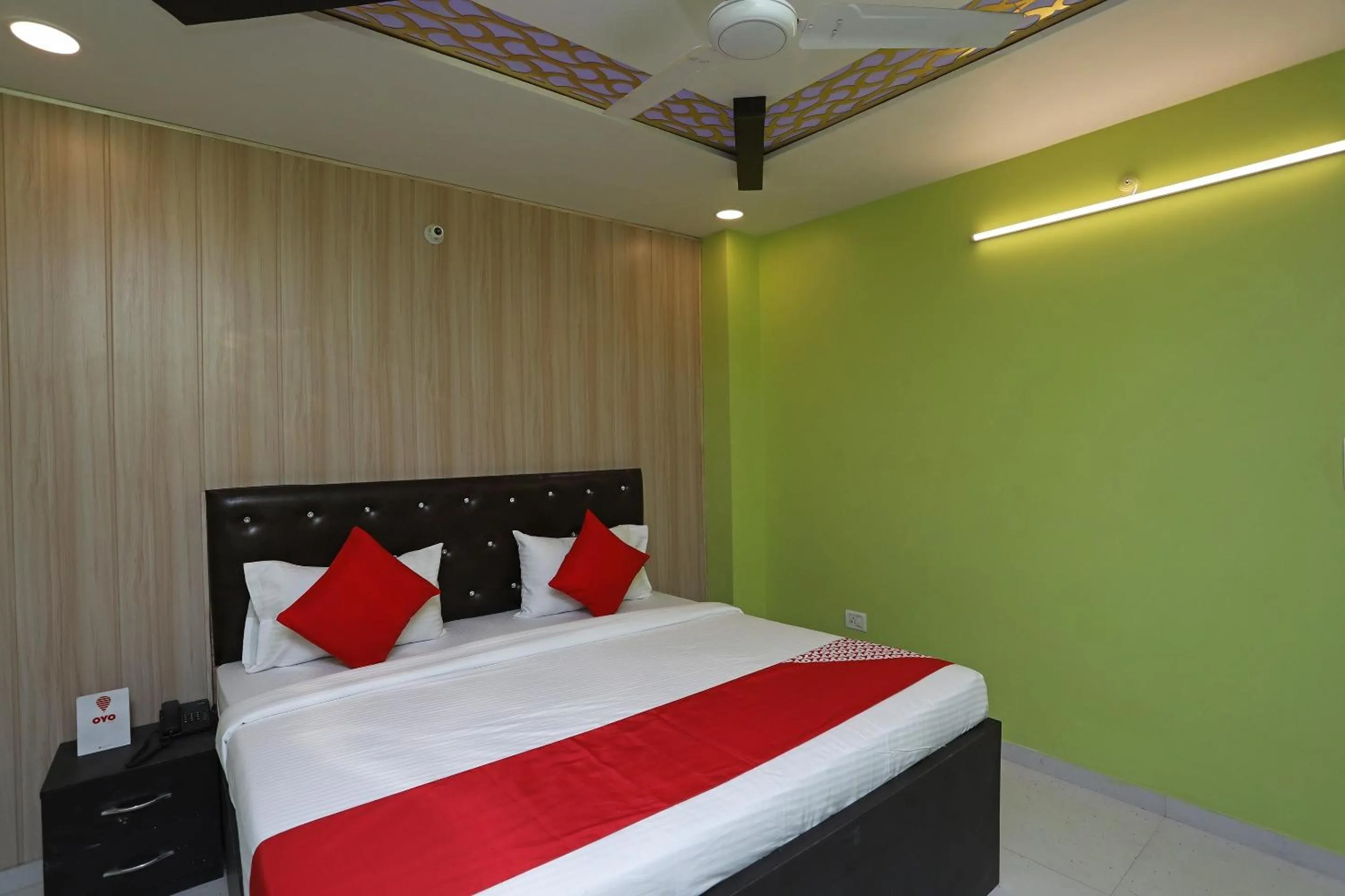 Bedroom in Super Hotel O Richa Grand