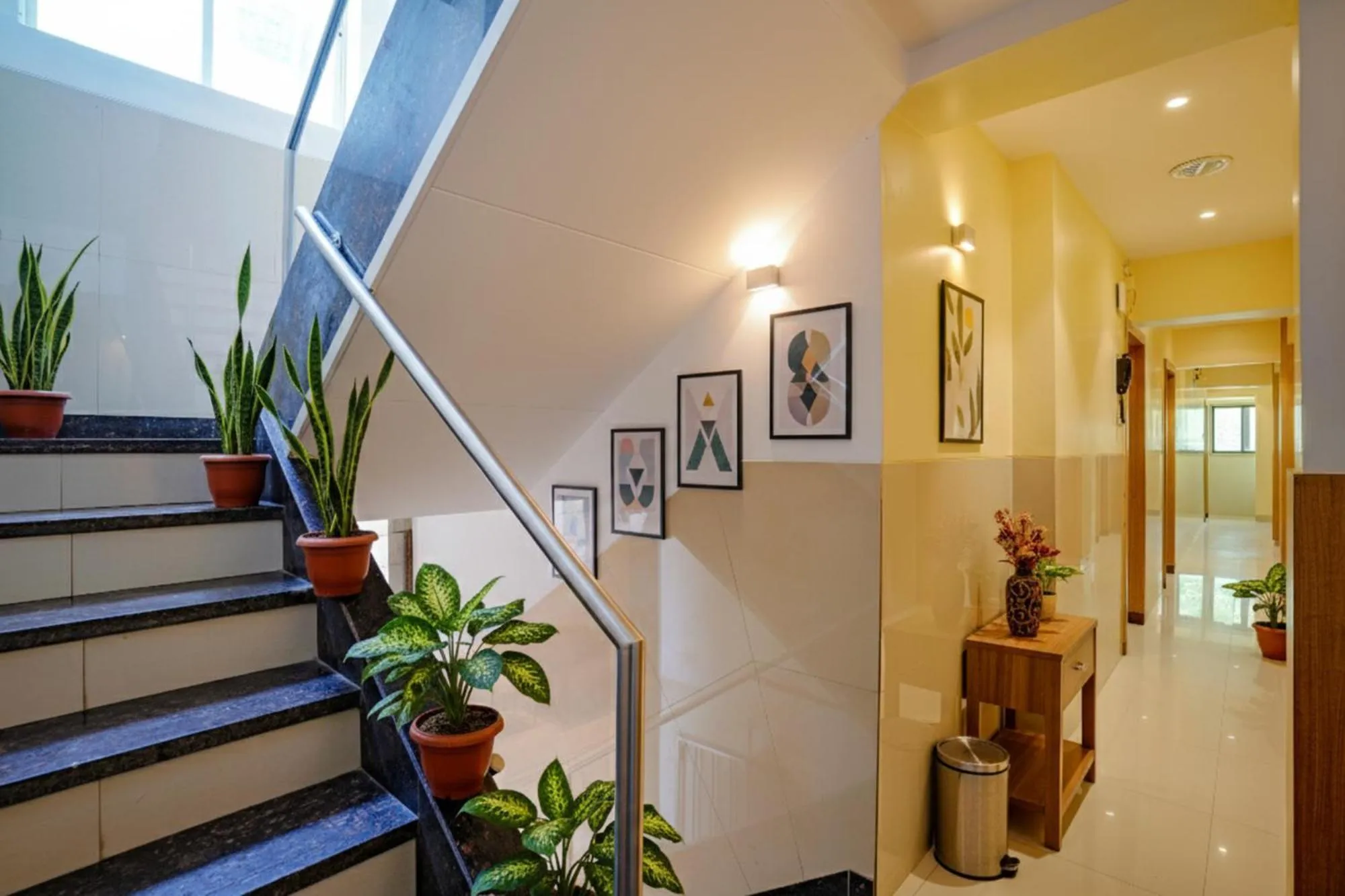 Lobby or reception in FabHotel Starwood Residency - 100M From Dr DY Patil Stadium