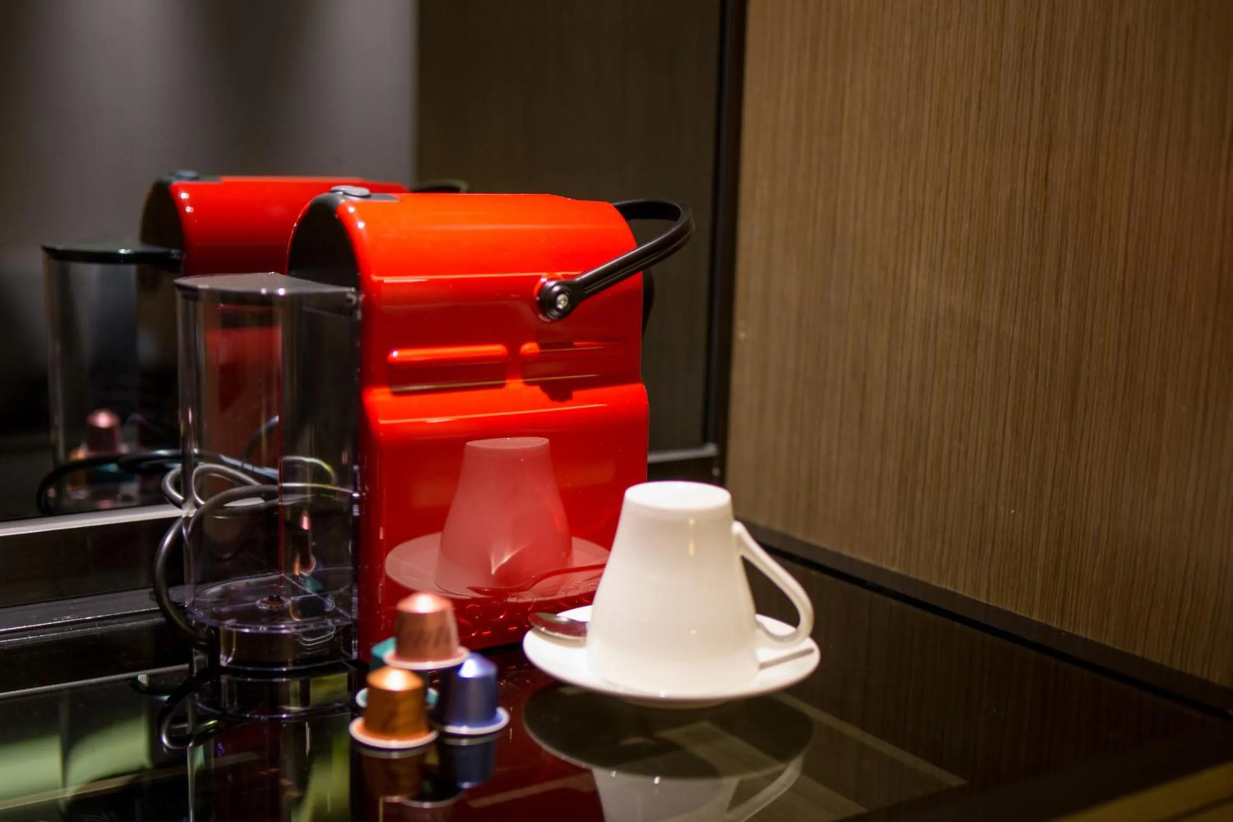 Coffee/tea facilities in Zenith Hotel-Near Train Station & The Mixc
