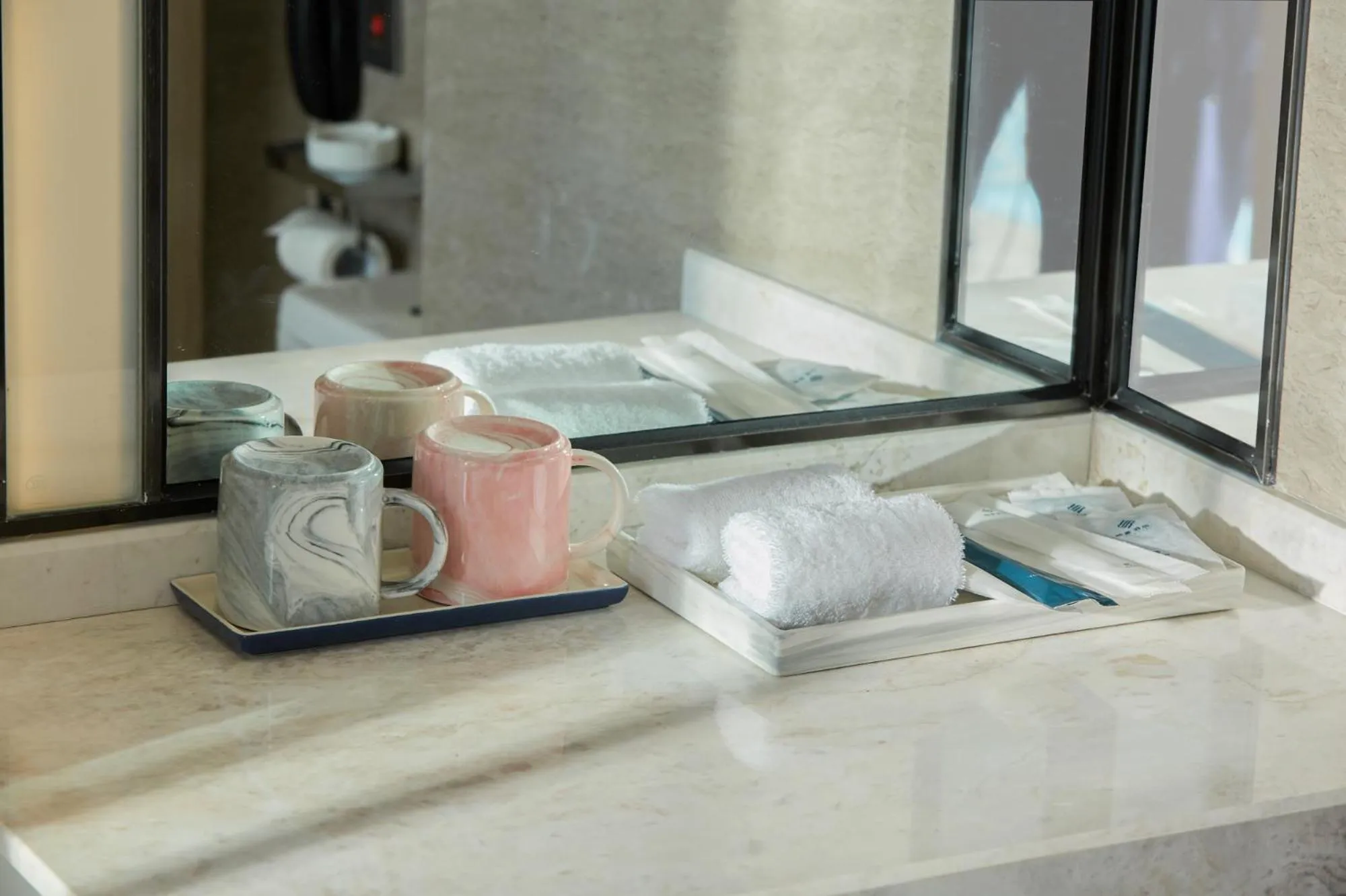 Zenith Hotel-Near Train Station & The Mixc