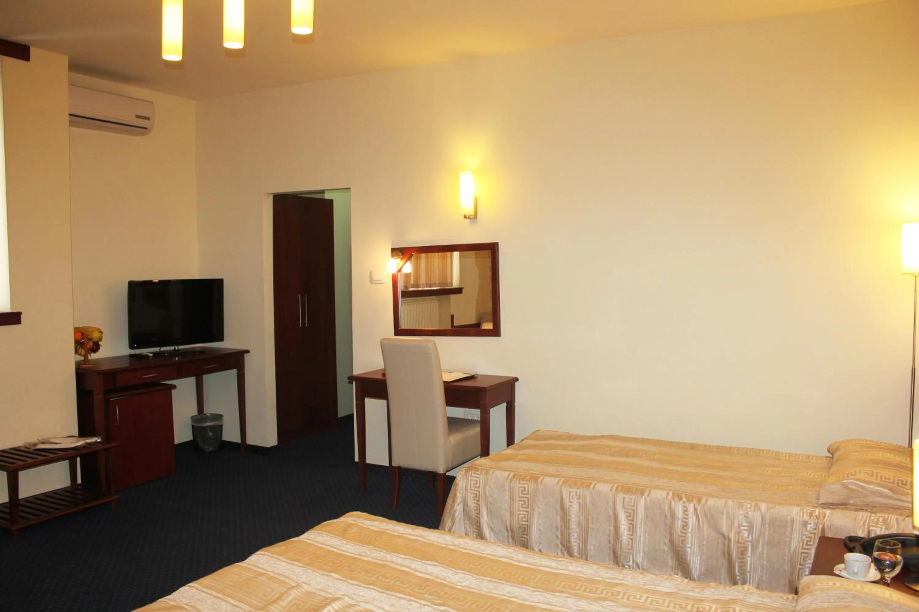 Photo of the whole room, Bed in Hotel Centar