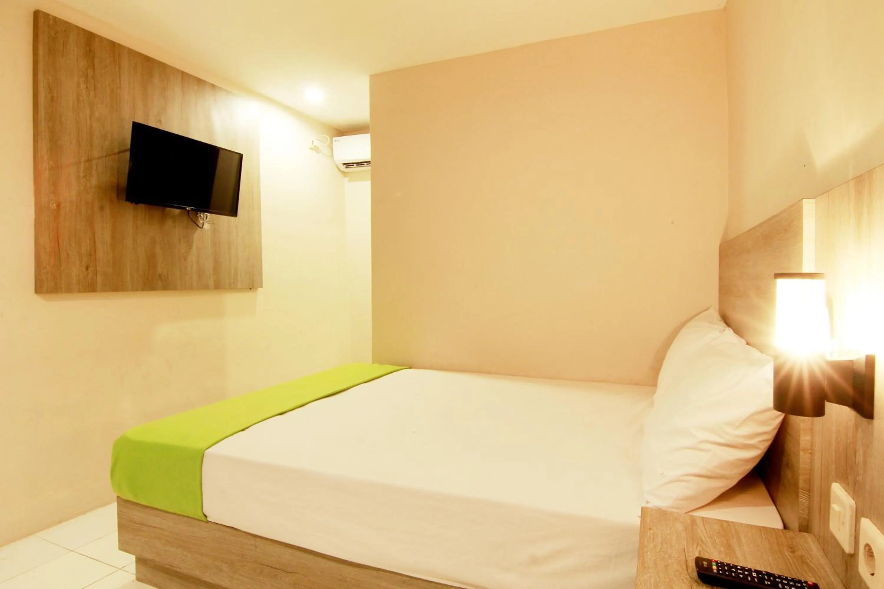 Bedroom, Bed in Homestay HD Inn