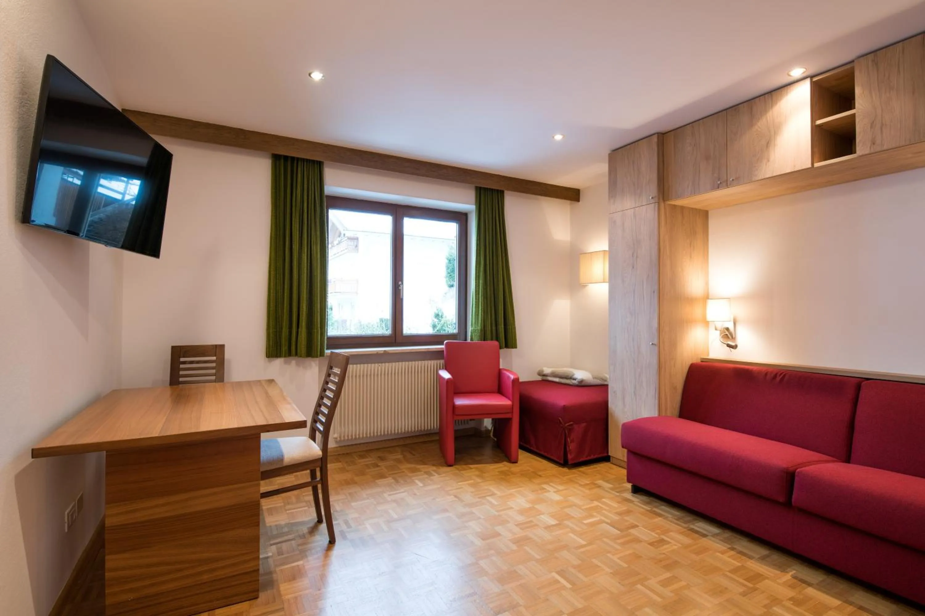 La Tambra - Residence - Central with Restaurant