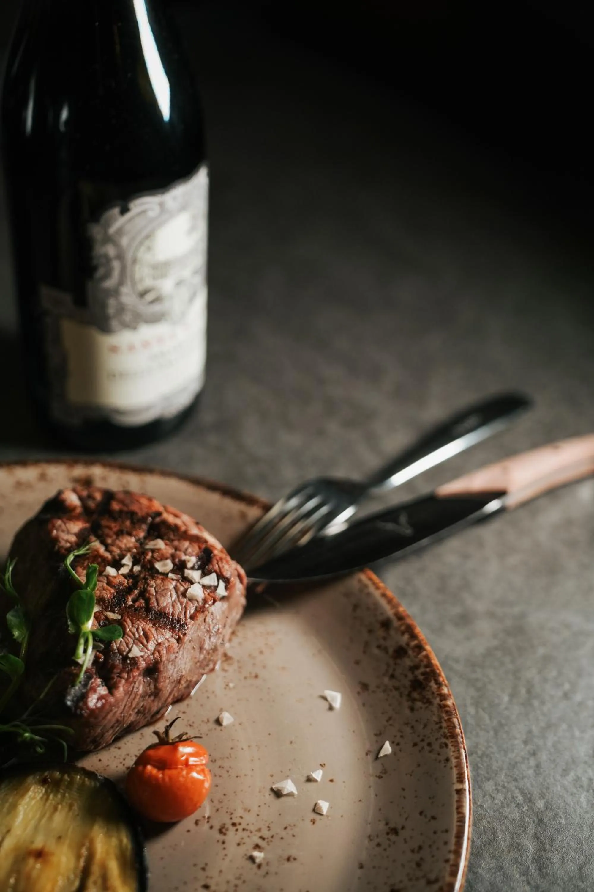 Food and drinks in La Tambra - Residence - Central with Restaurant