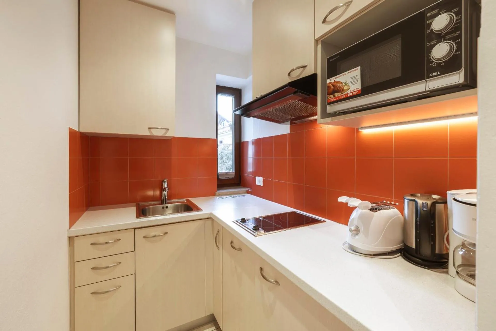 La Tambra - Residence - Central with Restaurant