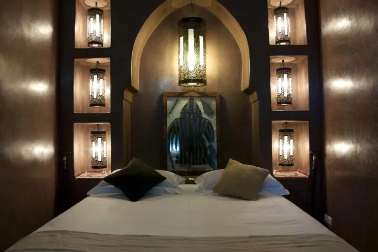 Bed in Riad Granvilier