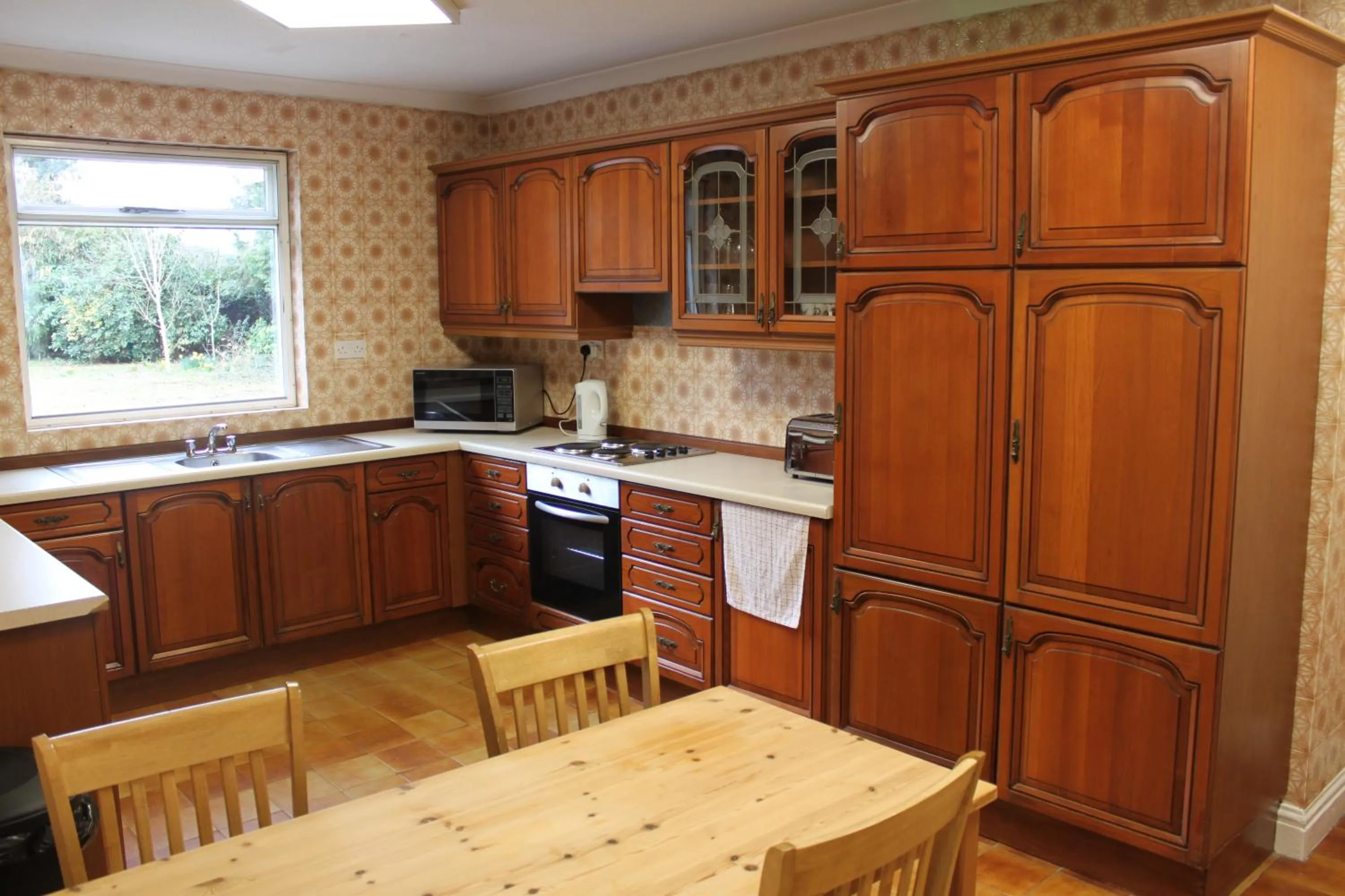 Kitchen or kitchenette in Brookside Lodge