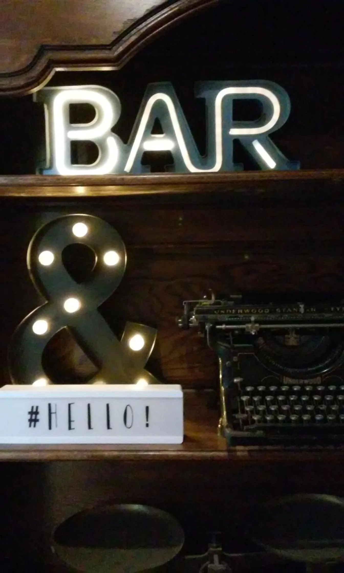 Decorative detail in Le Jardin de la Reyssouze