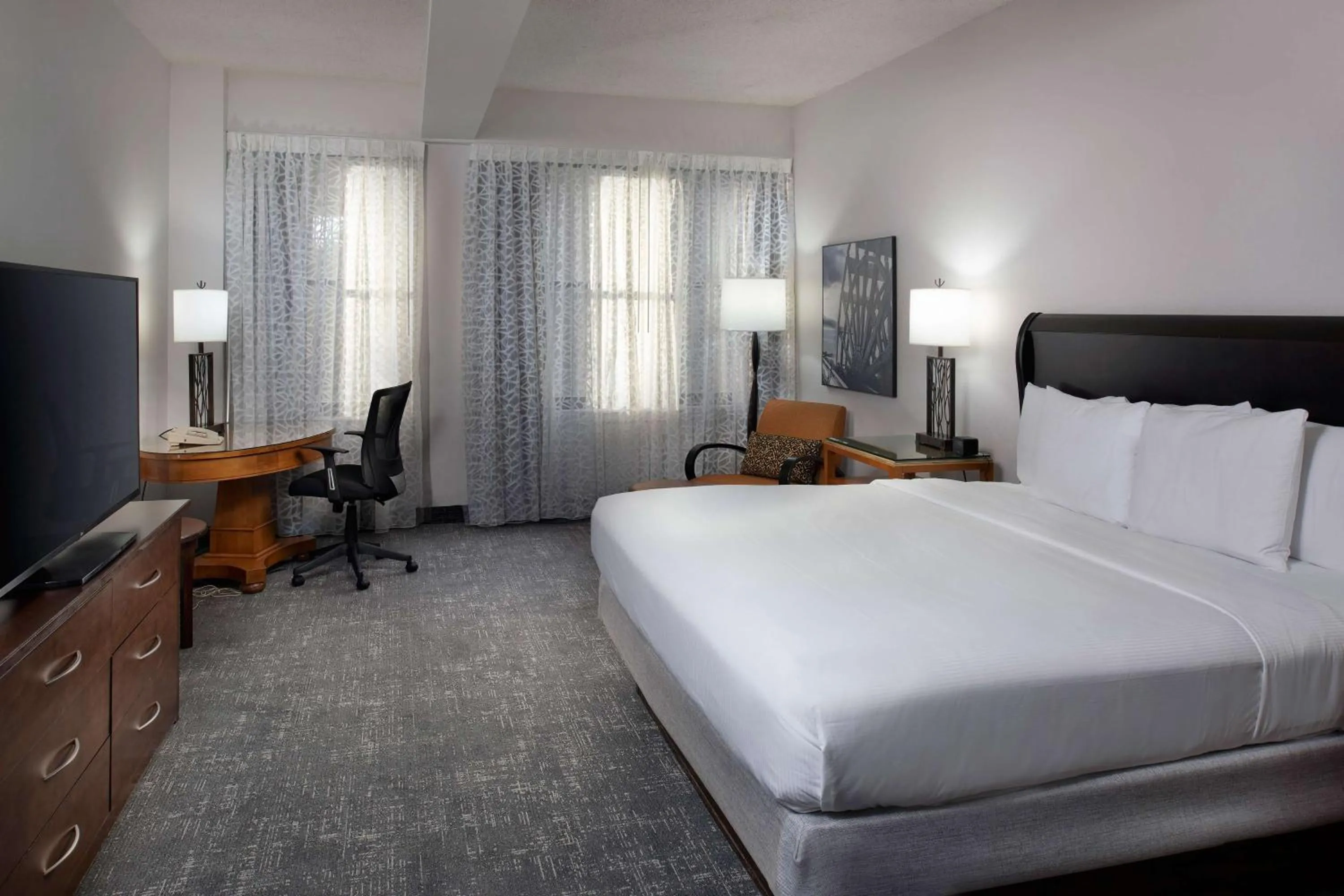 Bed in DoubleTree by Hilton Memphis Downtown