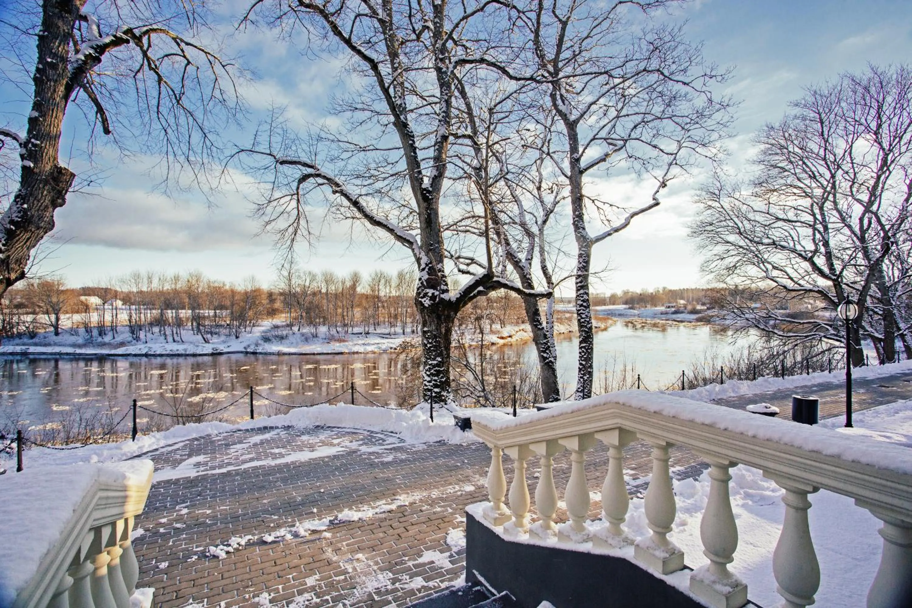Facade/entrance in Skrunda Manor