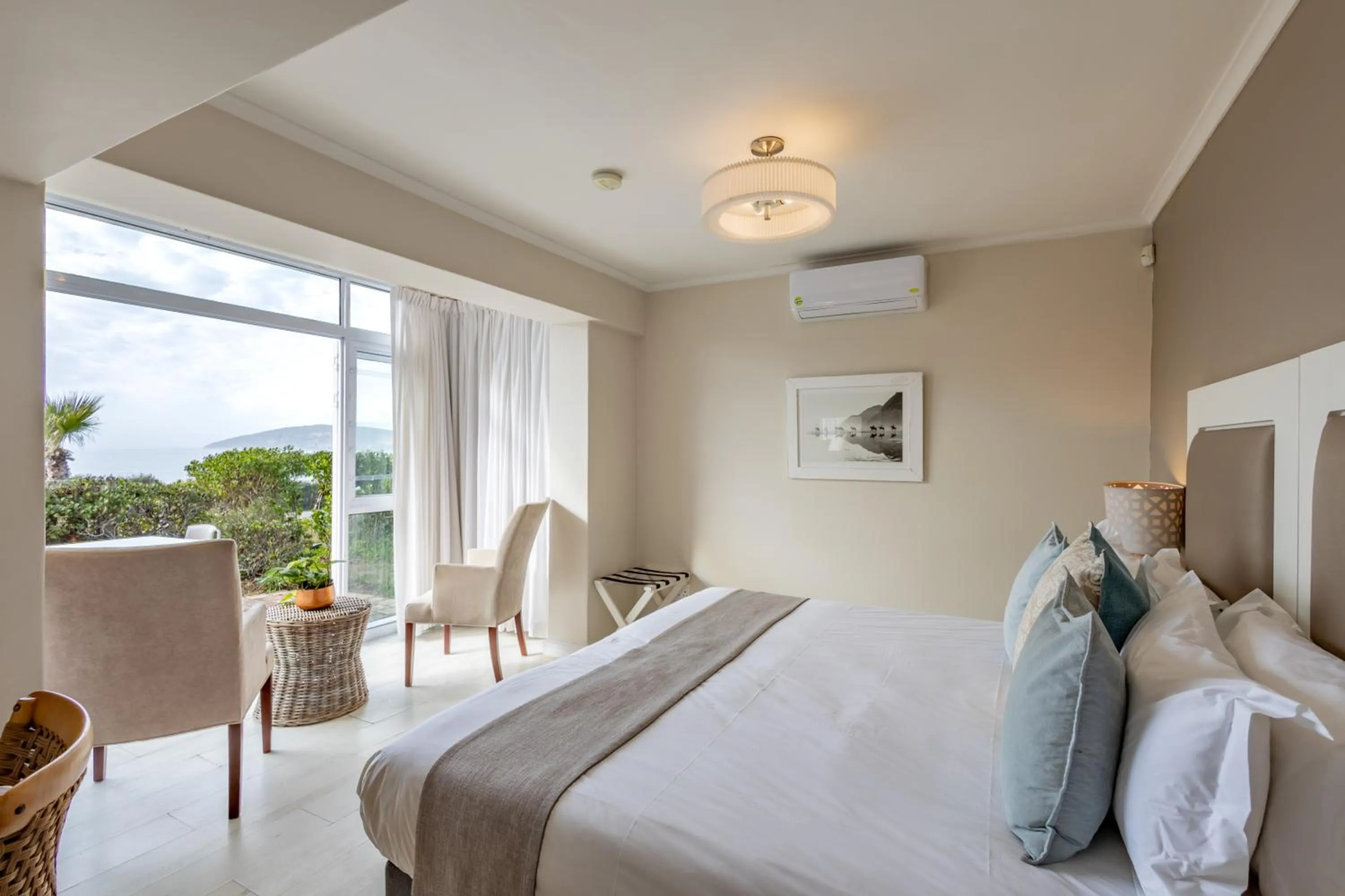 View (from property/room), Bed in The Robberg Beach Lodge - Lion Roars Hotels & Lodges