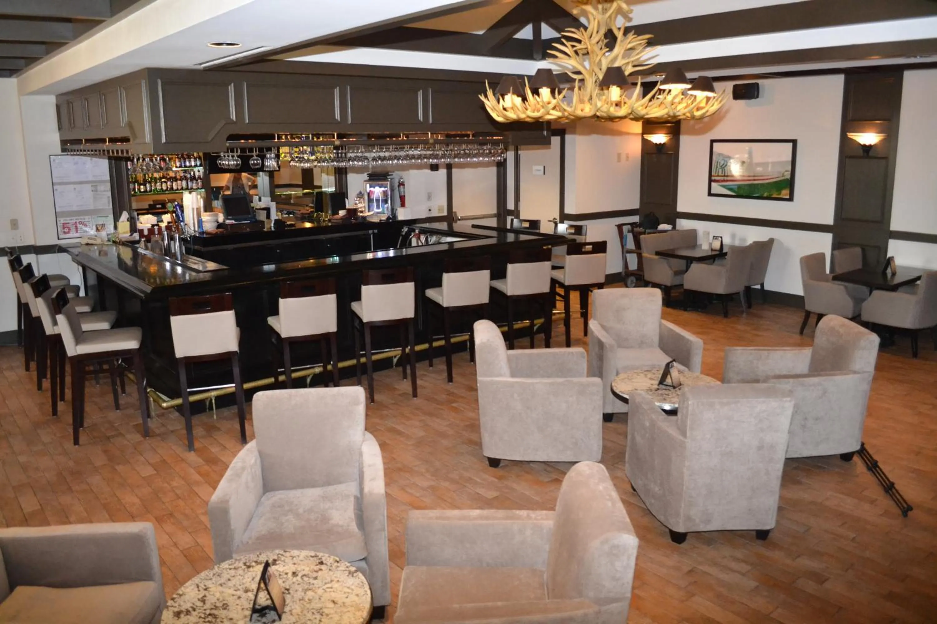 Restaurant/places to eat in DoubleTree by Hilton Hotel Houston Hobby Airport