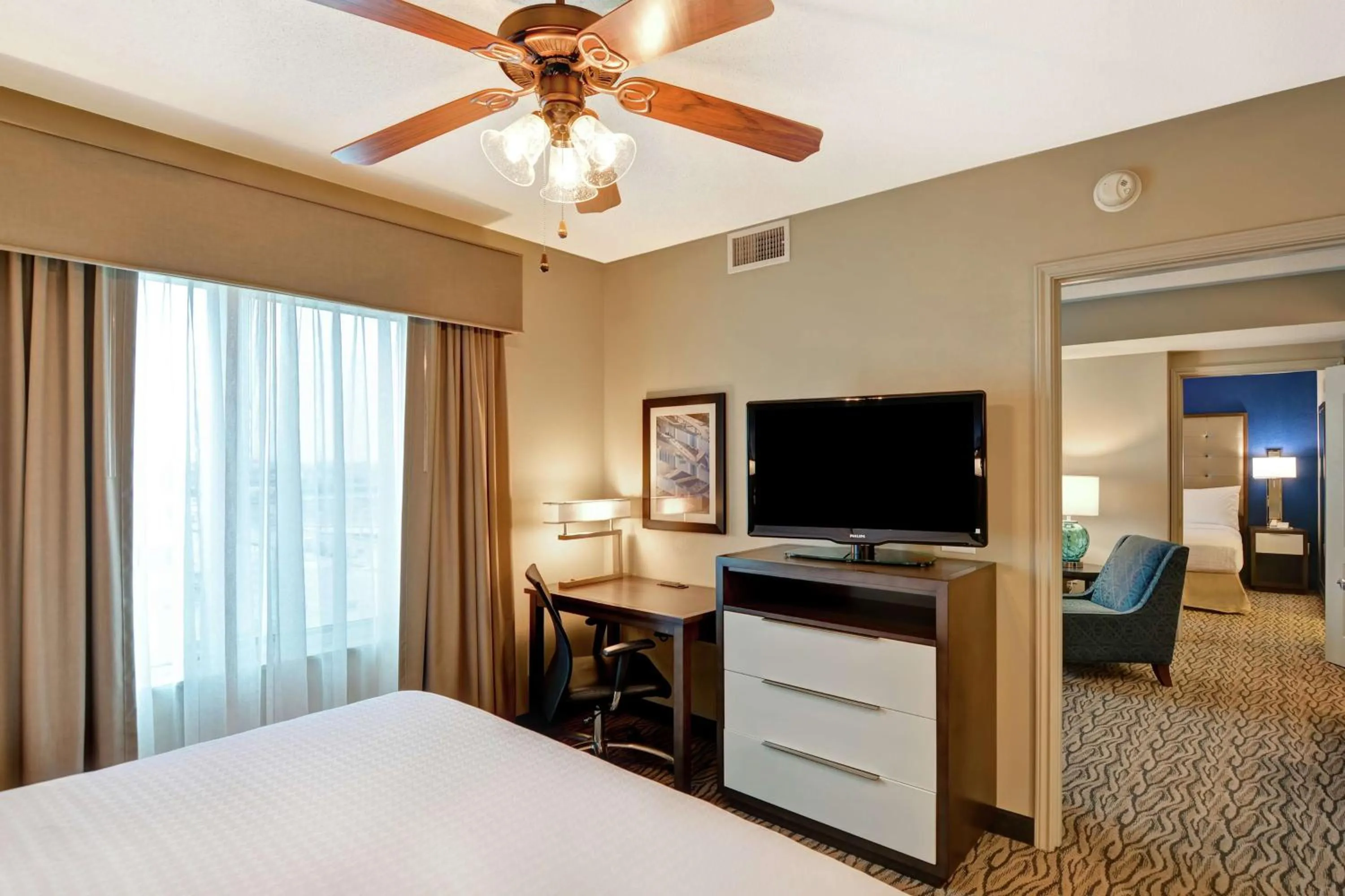 Bedroom, Bed in Homewood Suites by Hilton Houston Near the Galleria
