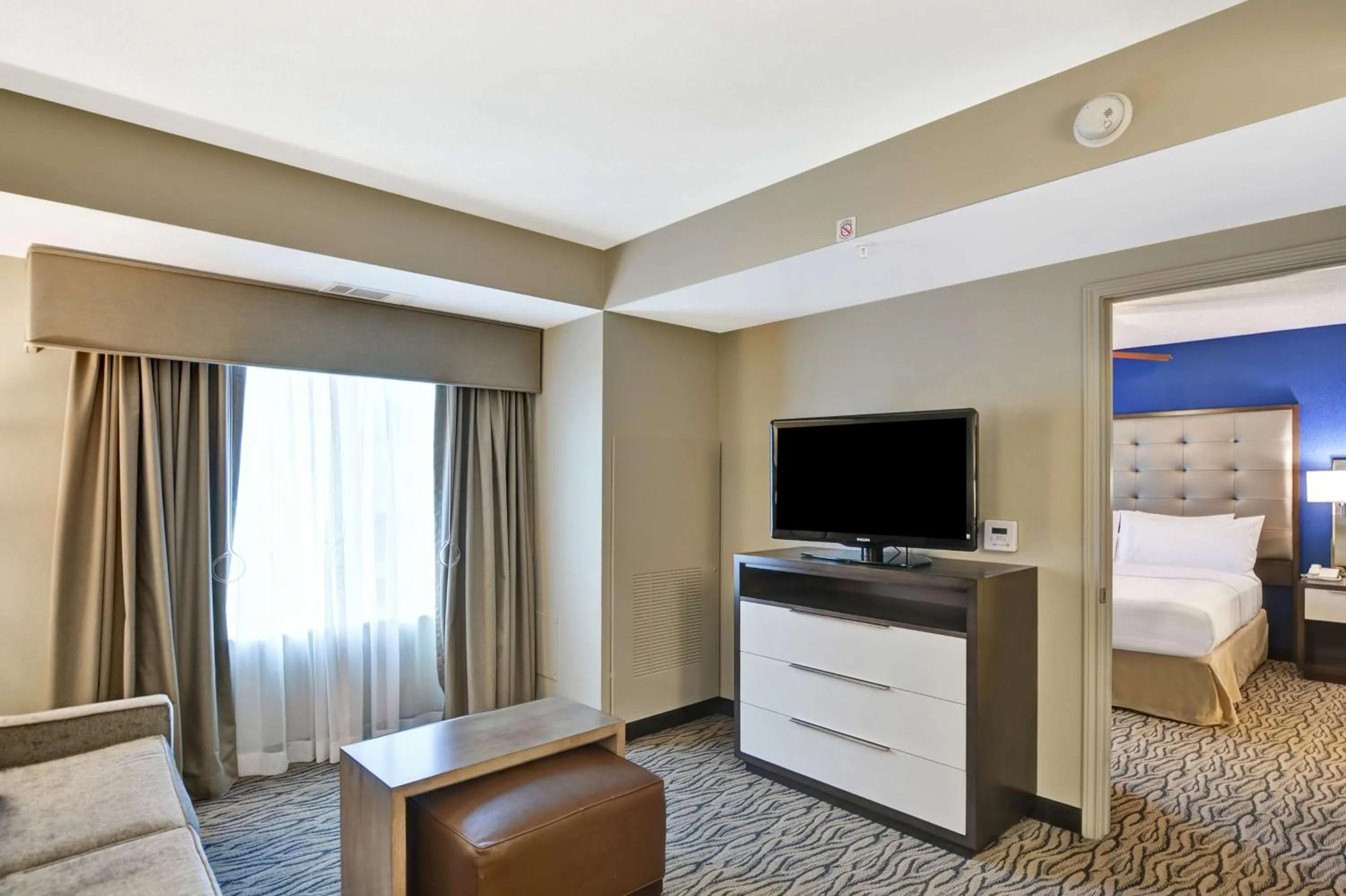 Living room in Homewood Suites by Hilton Houston Near the Galleria
