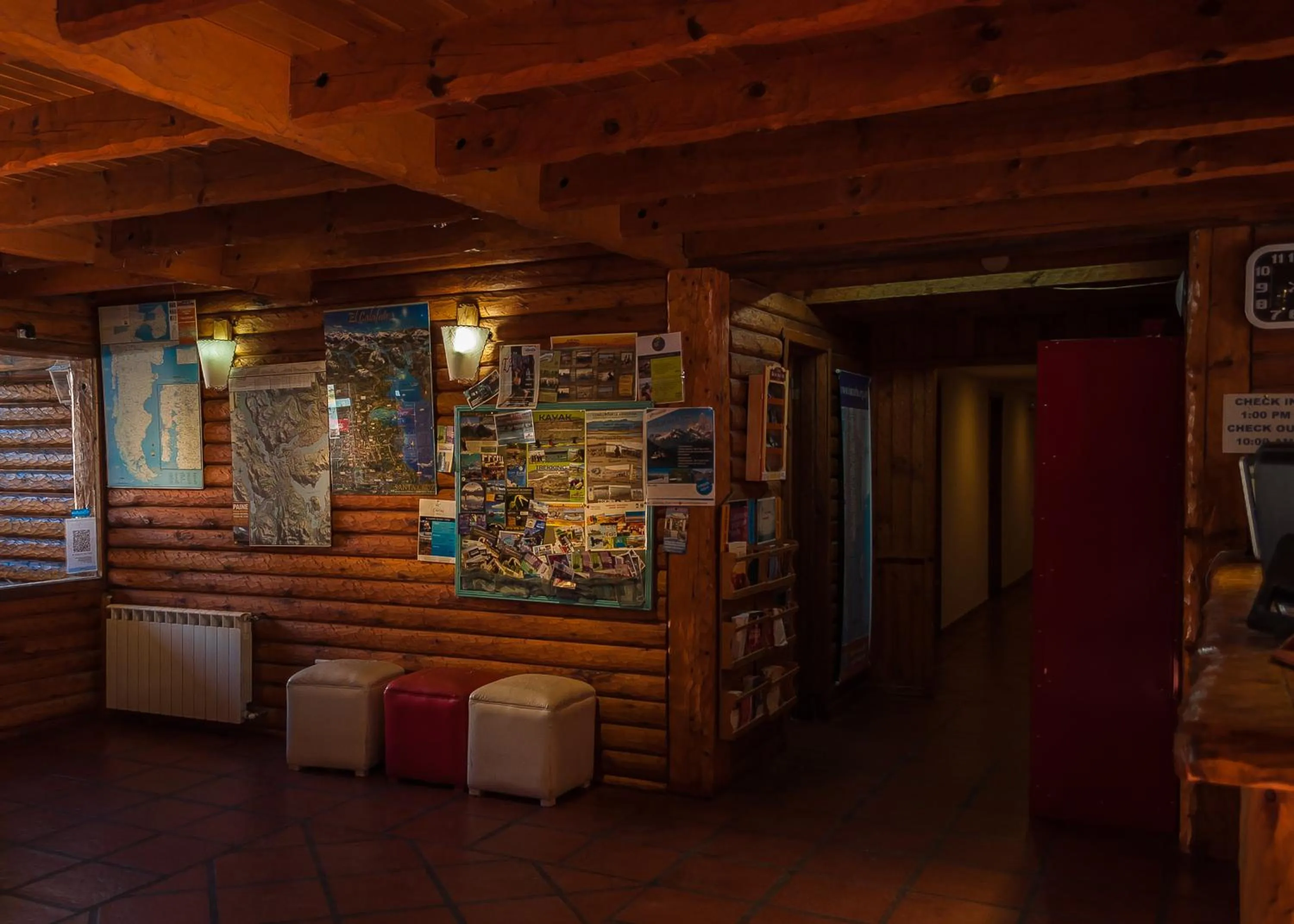 Lobby or reception in Calafate Hostel