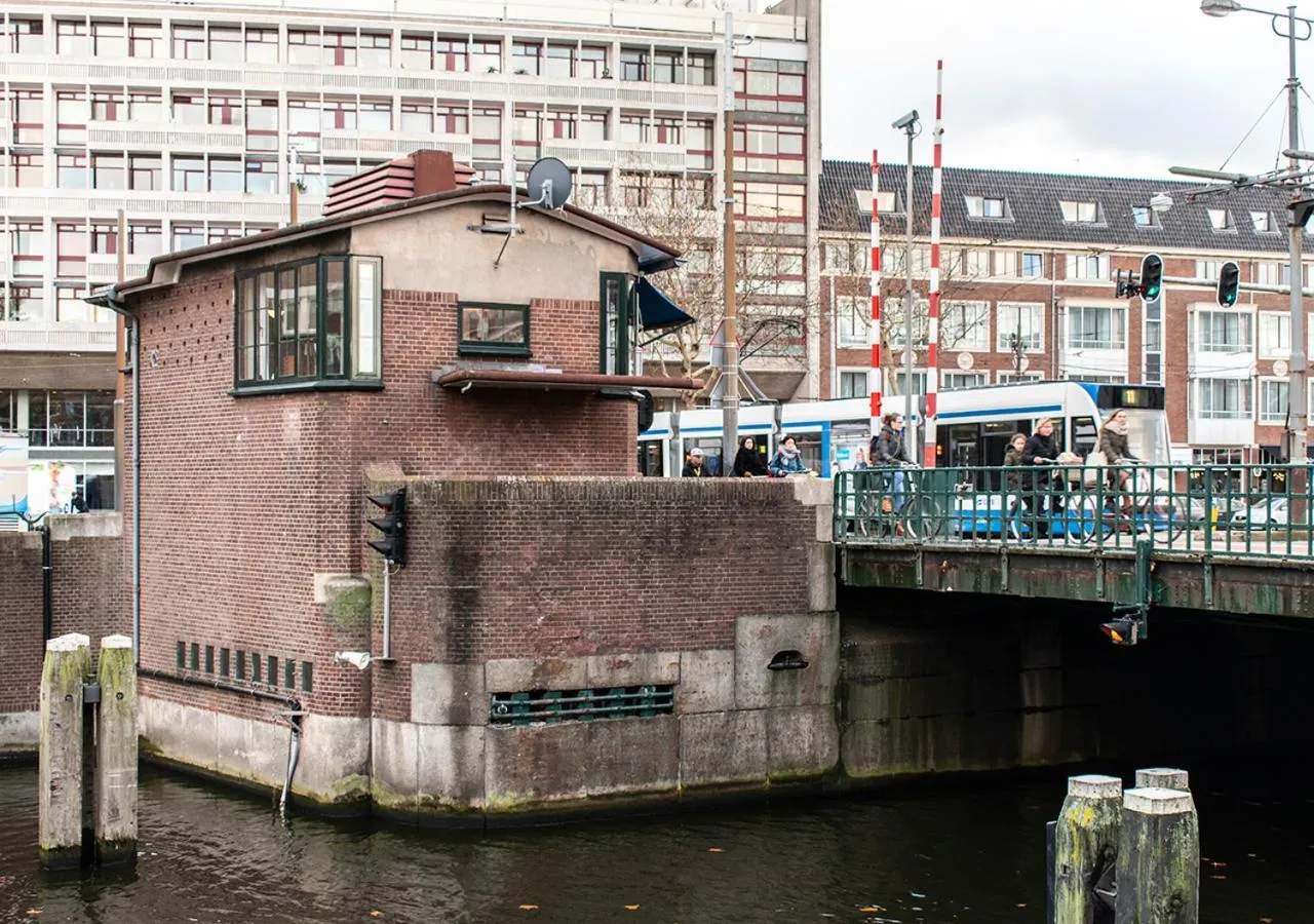 Property building in SWEETS - Overtoomsesluis
