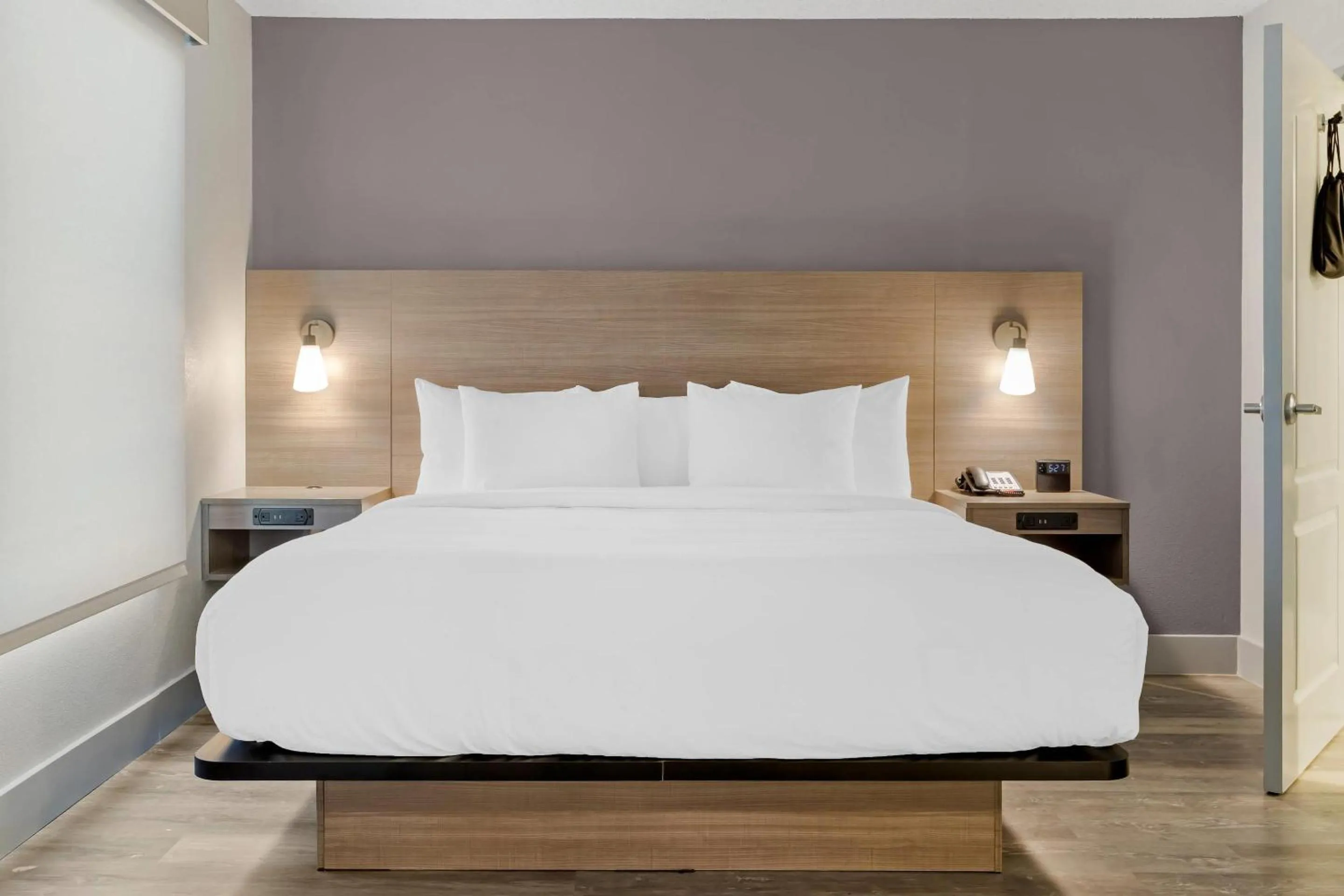 Bedroom, Bed in The Angler Hotel Livingston, an Ascend Collection Hotel