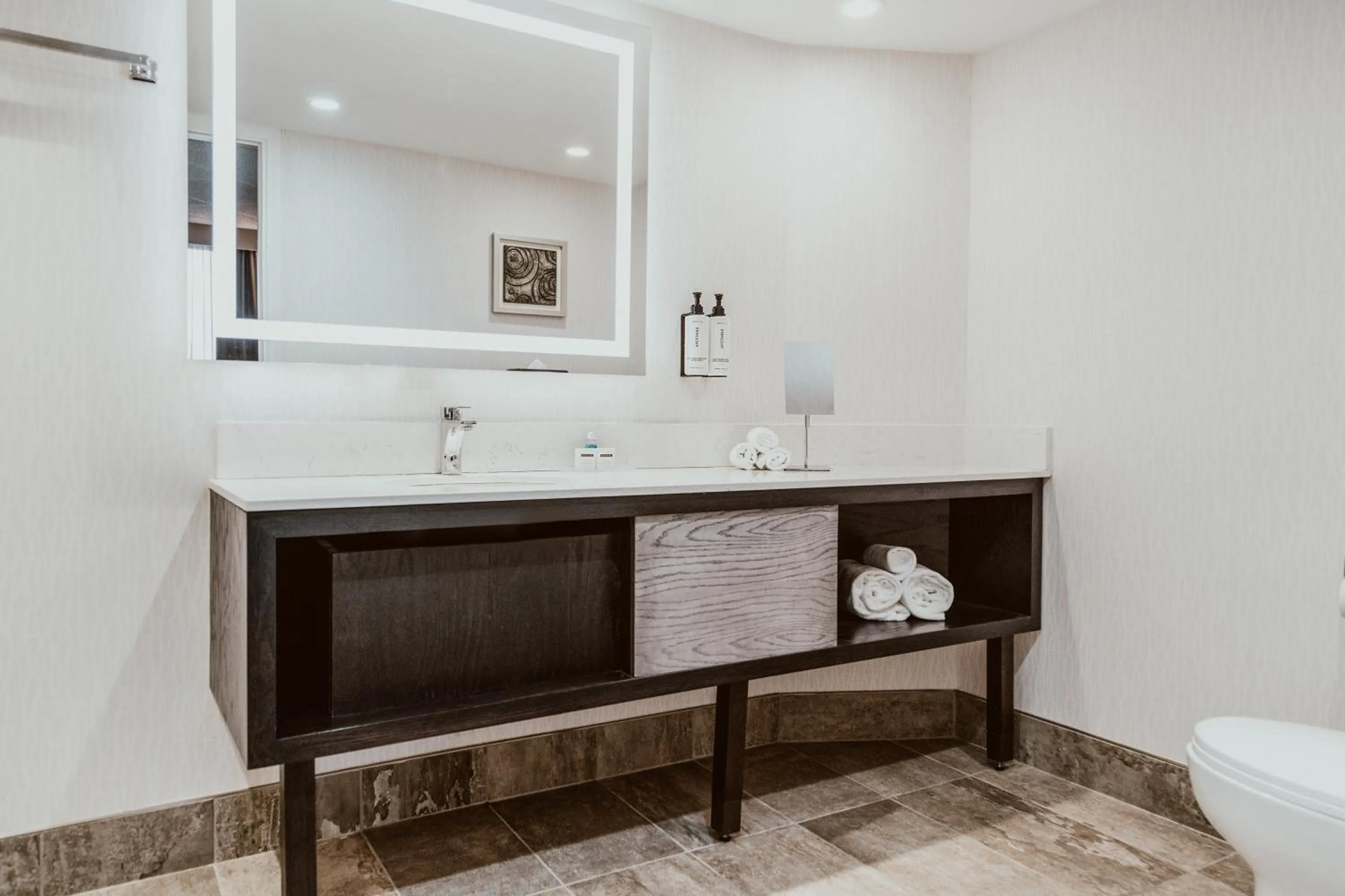 Bedroom in Crowne Plaza Fredericton Lord Beaverbrook by IHG