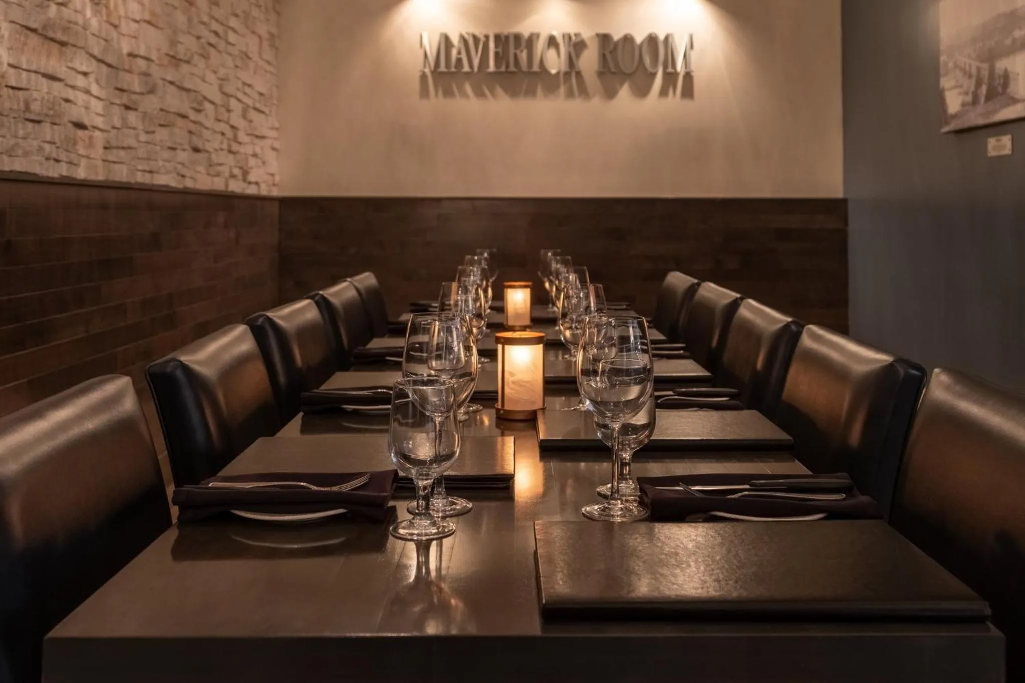 Restaurant/places to eat in Crowne Plaza Fredericton Lord Beaverbrook by IHG