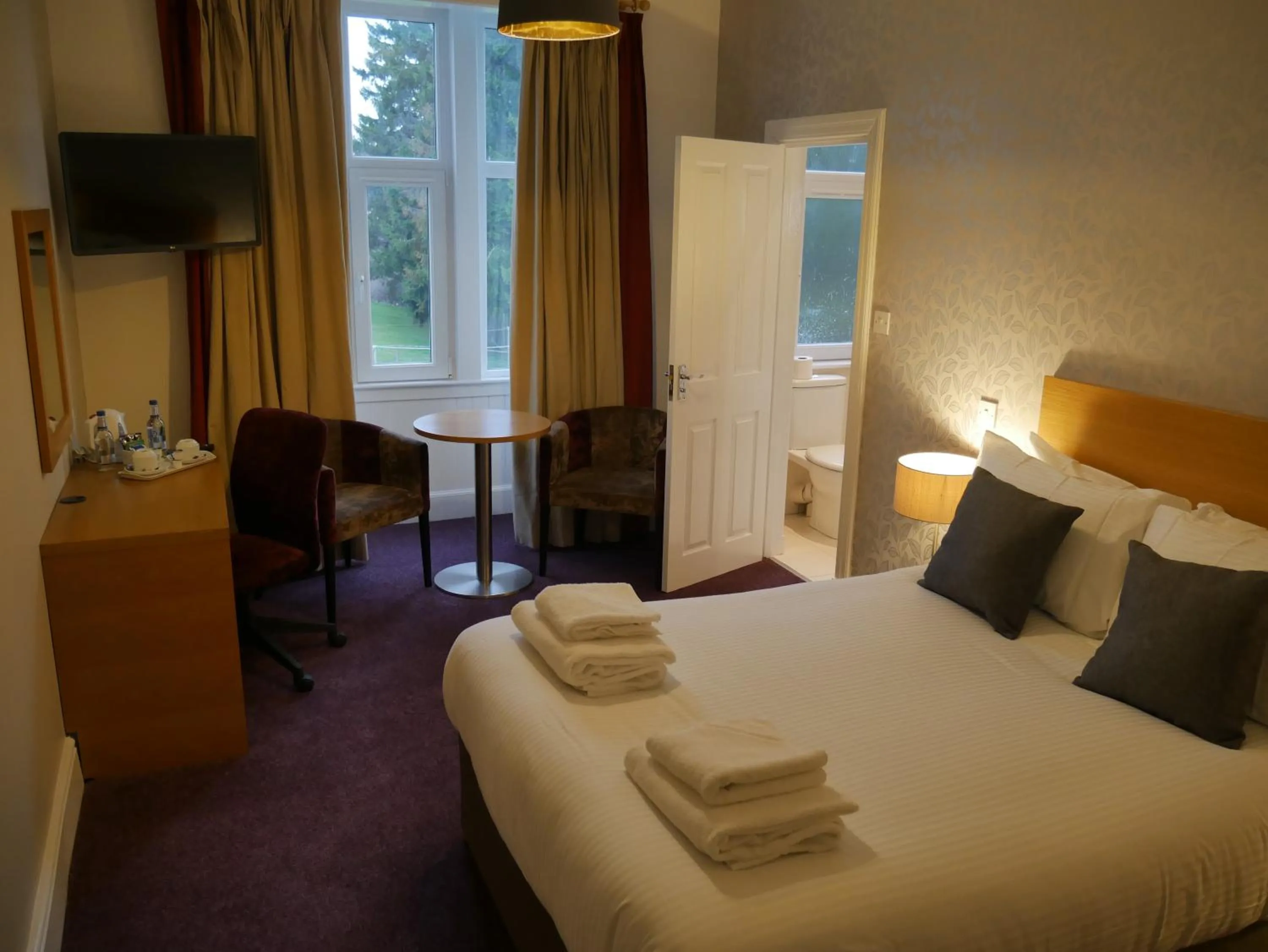 Photo of the whole room, Bed in The Speyside Hotel and Restaurant