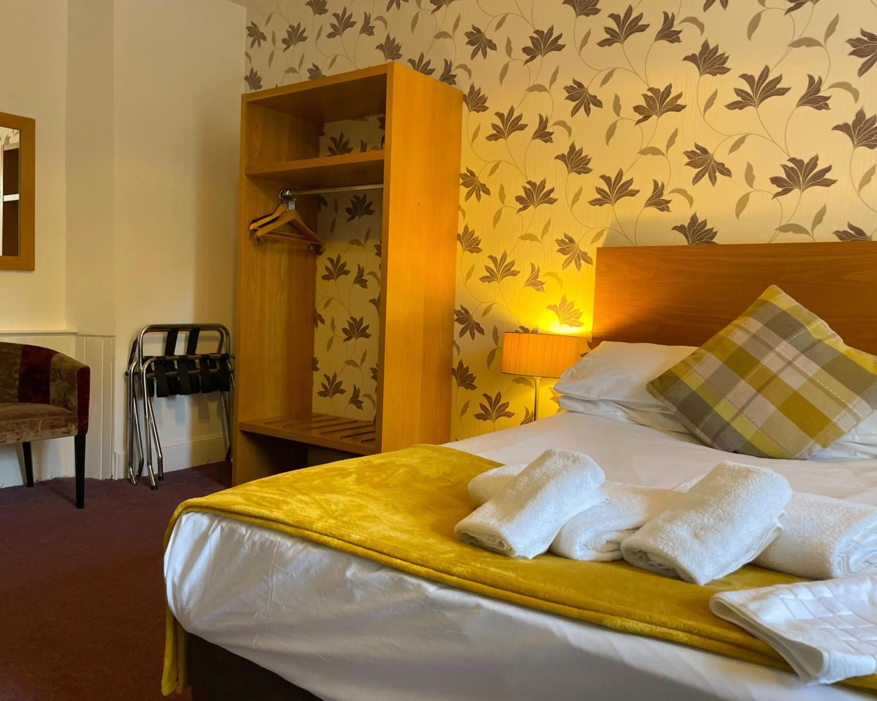 Bed in The Speyside Hotel and Restaurant