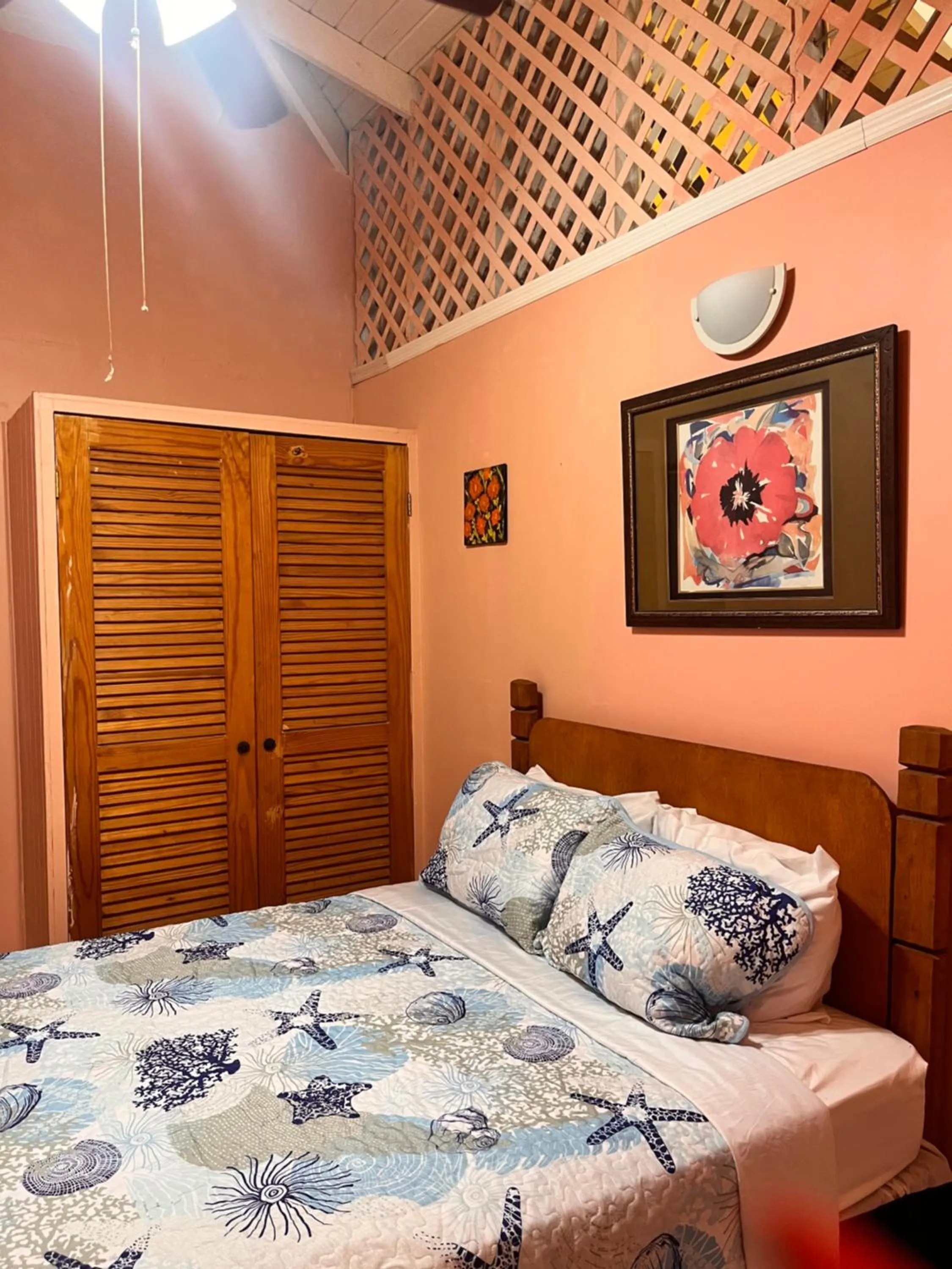 Bed in Ellen Bay Cottages