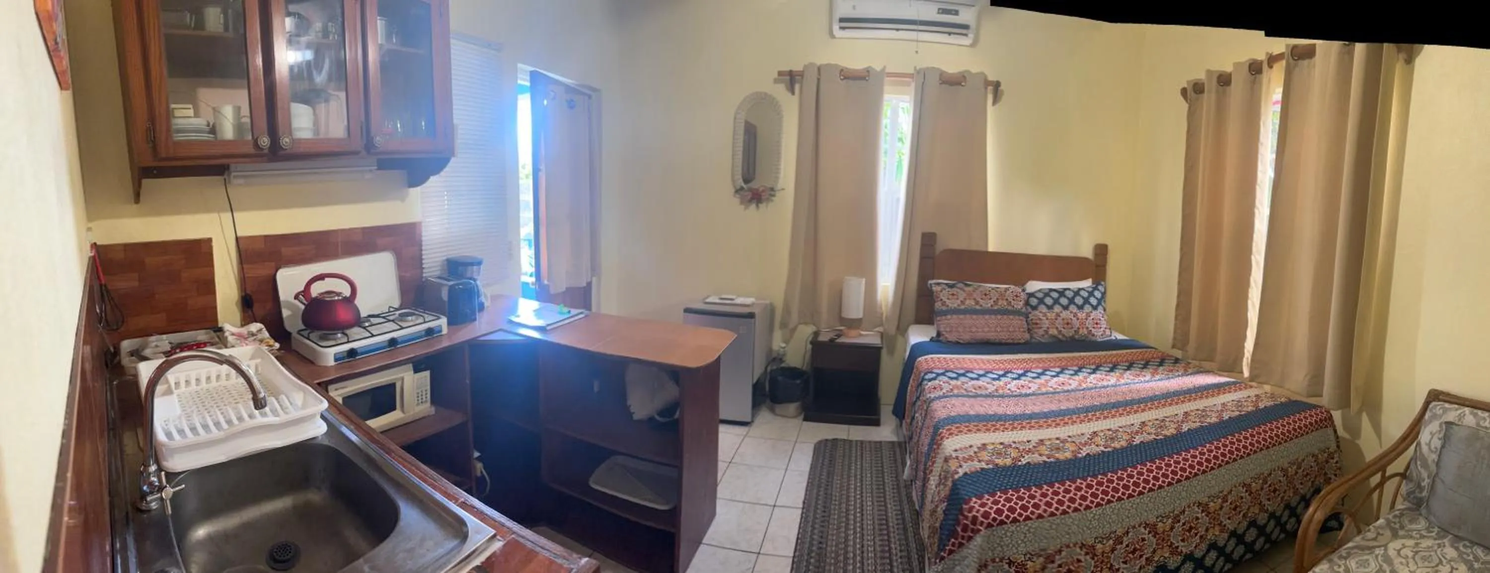 Bed in Ellen Bay Cottages