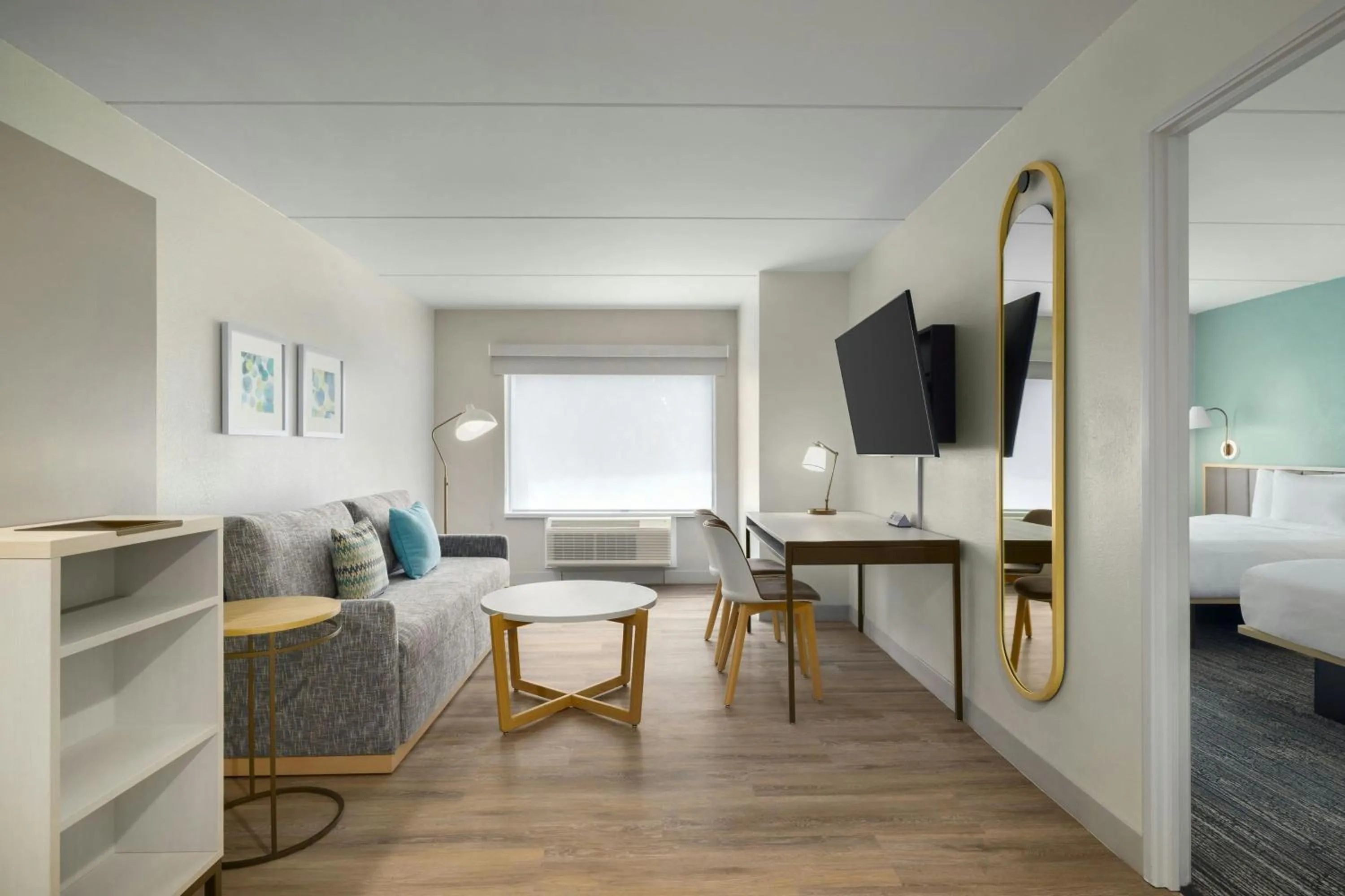 Living room, Bed in TownePlace Suites by Marriott Charlotte LoSo Airport