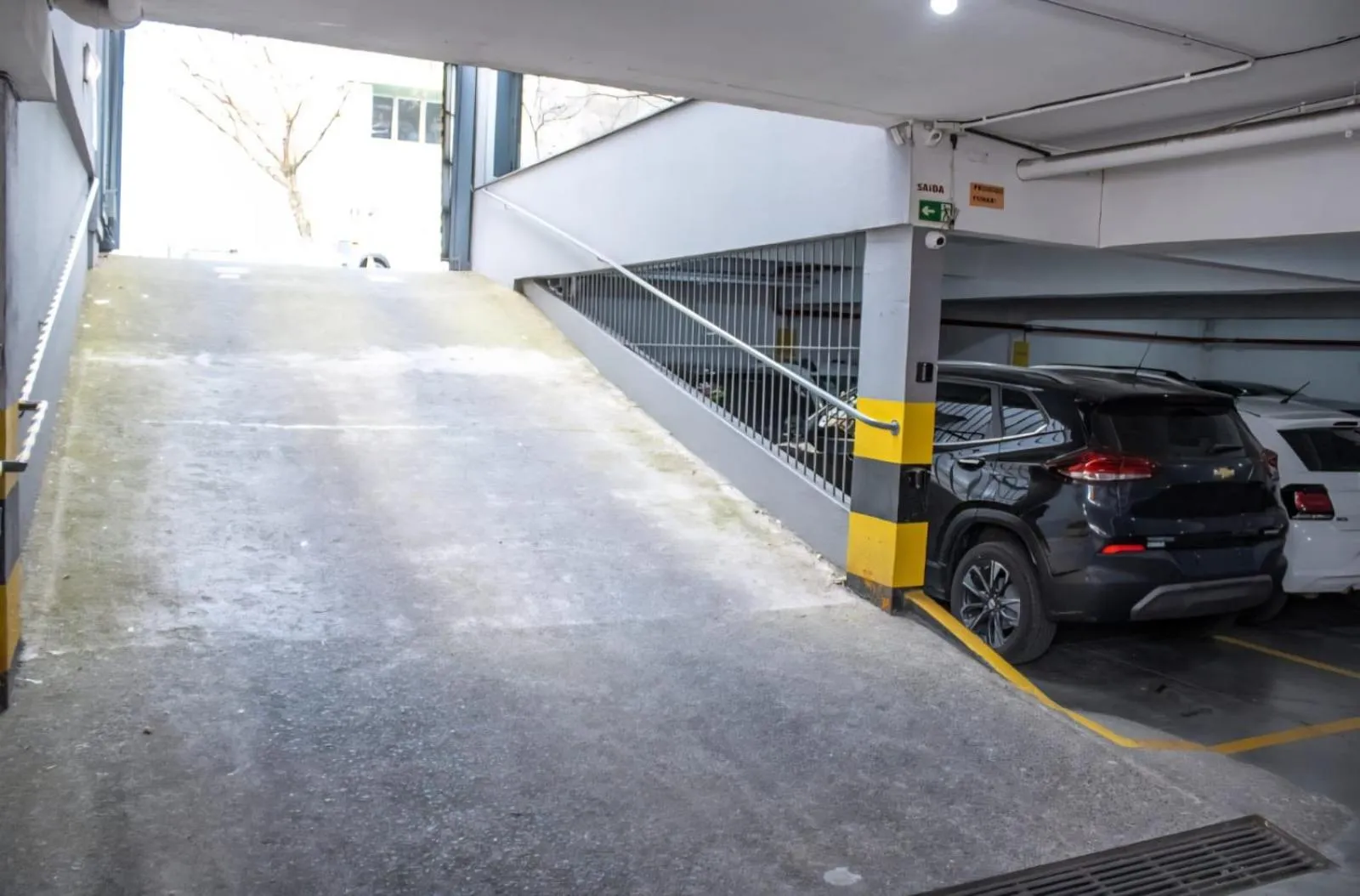 Parking in City Hotel