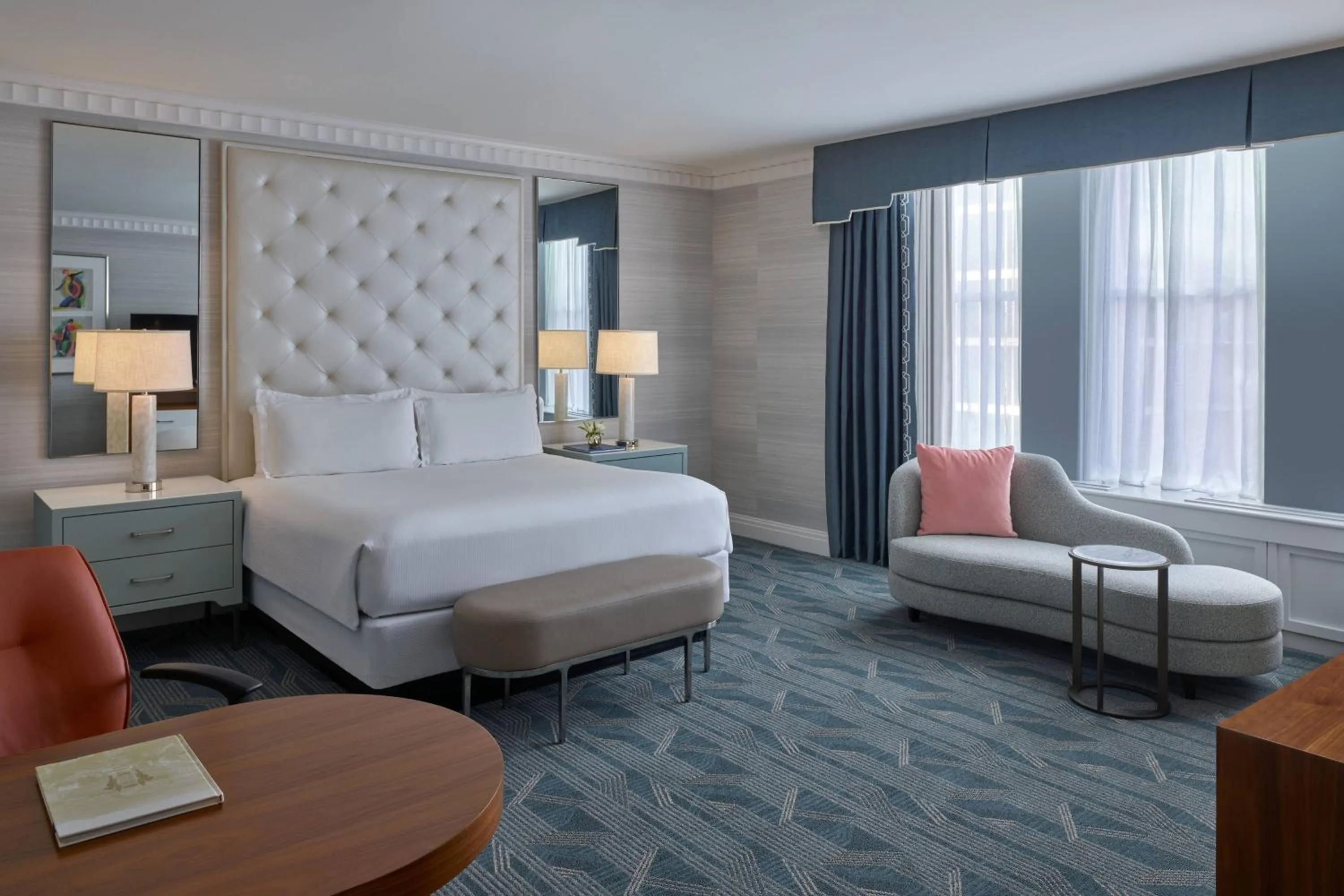 Bedroom, Bed in The Brown Palace Hotel and Spa, Autograph Collection