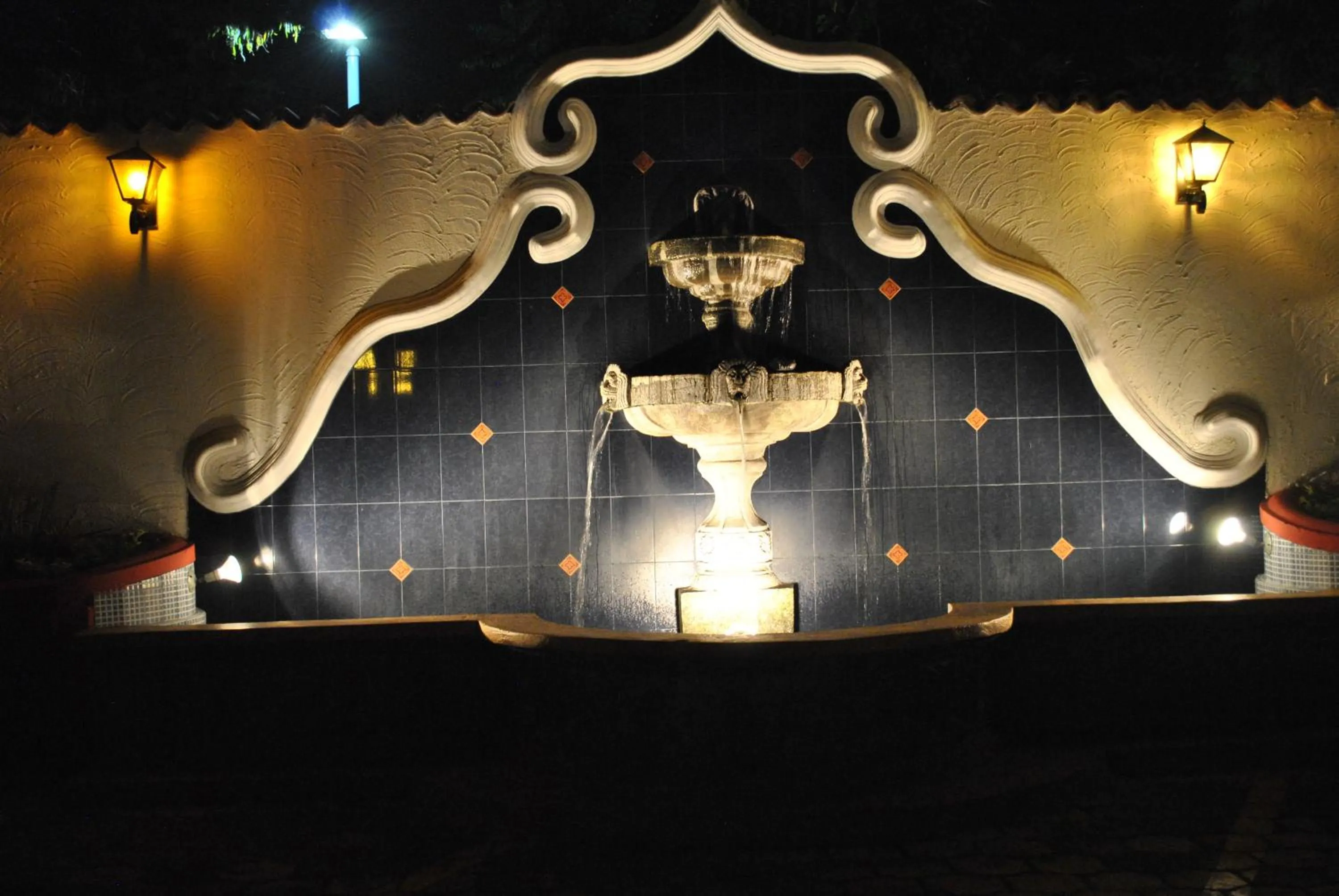 Night in Hotel Villa Española