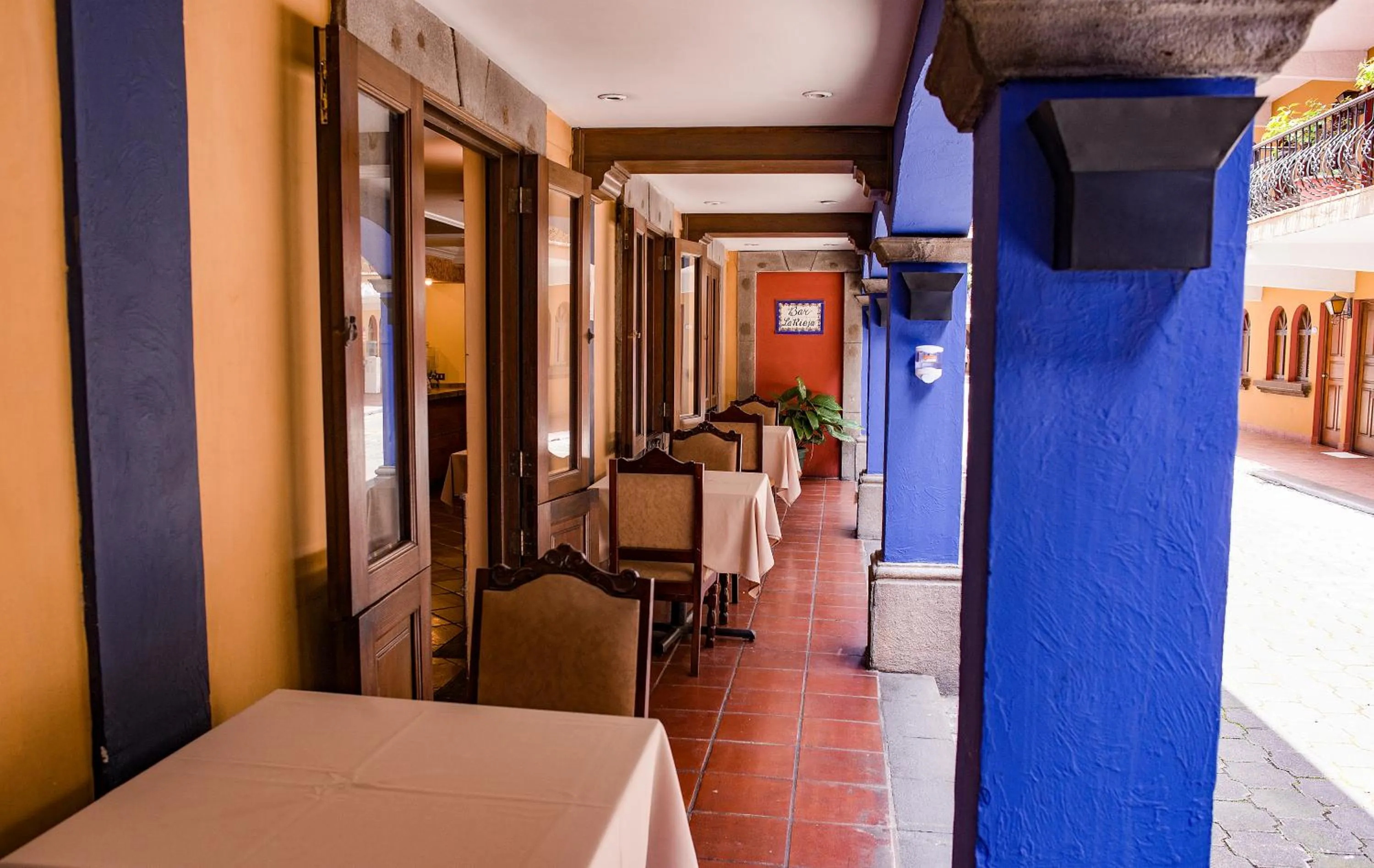 Restaurant/places to eat in Hotel Villa Española