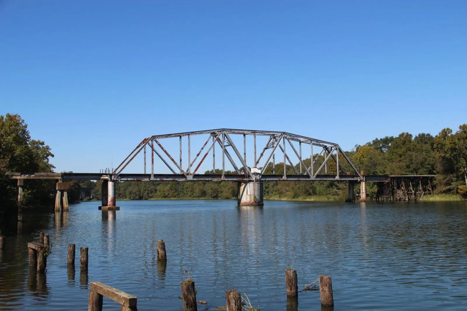 River view in Holiday Inn Express Hotel & Suites Bainbridge by IHG