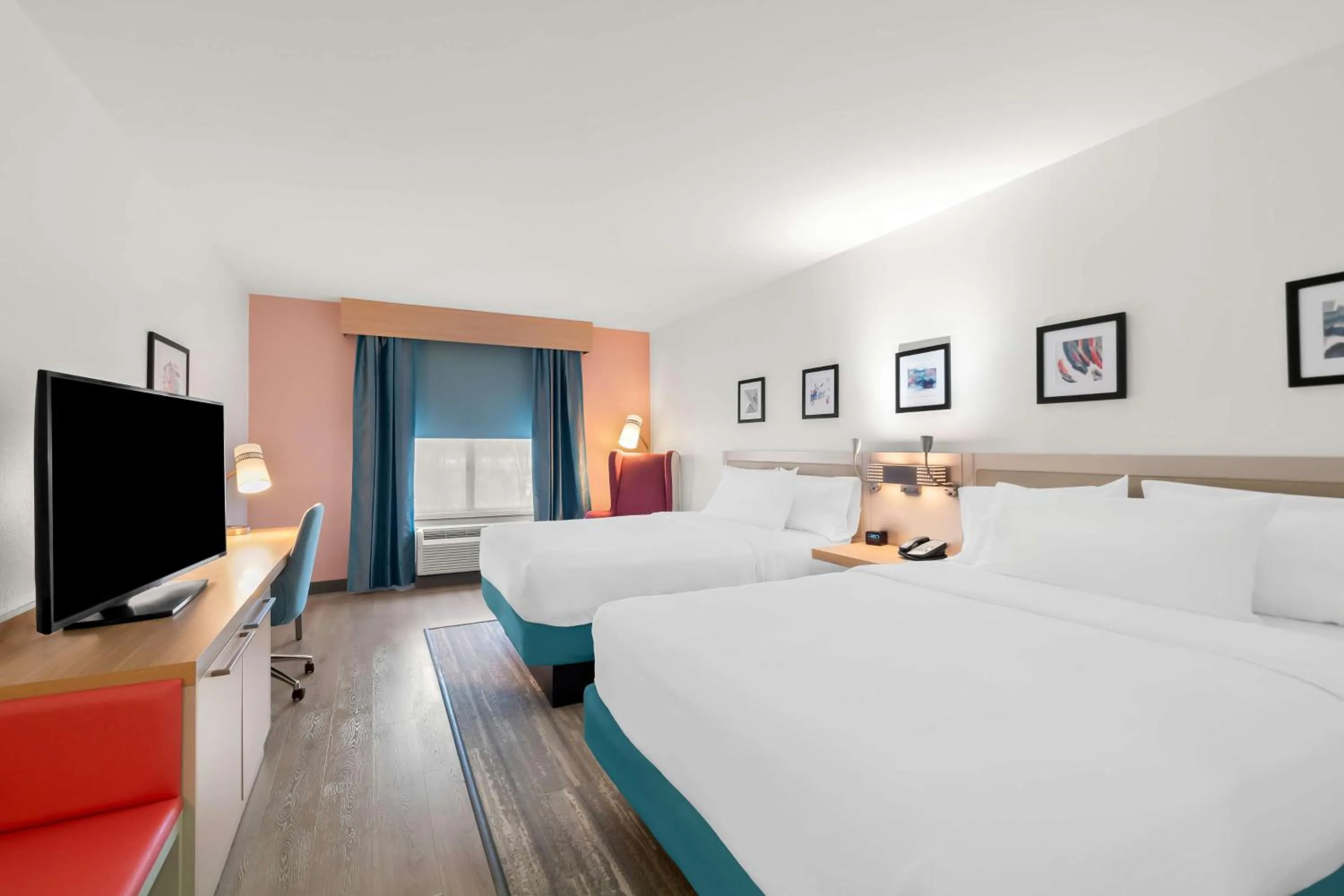 Bed in Hilton Garden Inn Lexington Georgetown