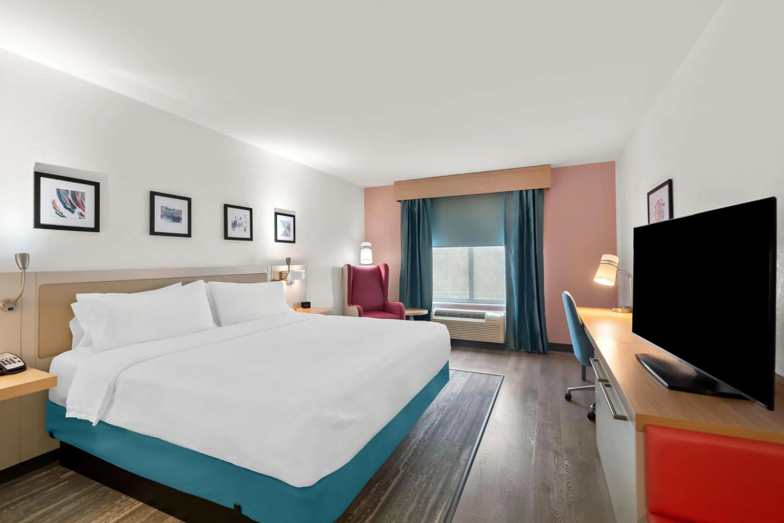 Bed in Hilton Garden Inn Lexington Georgetown