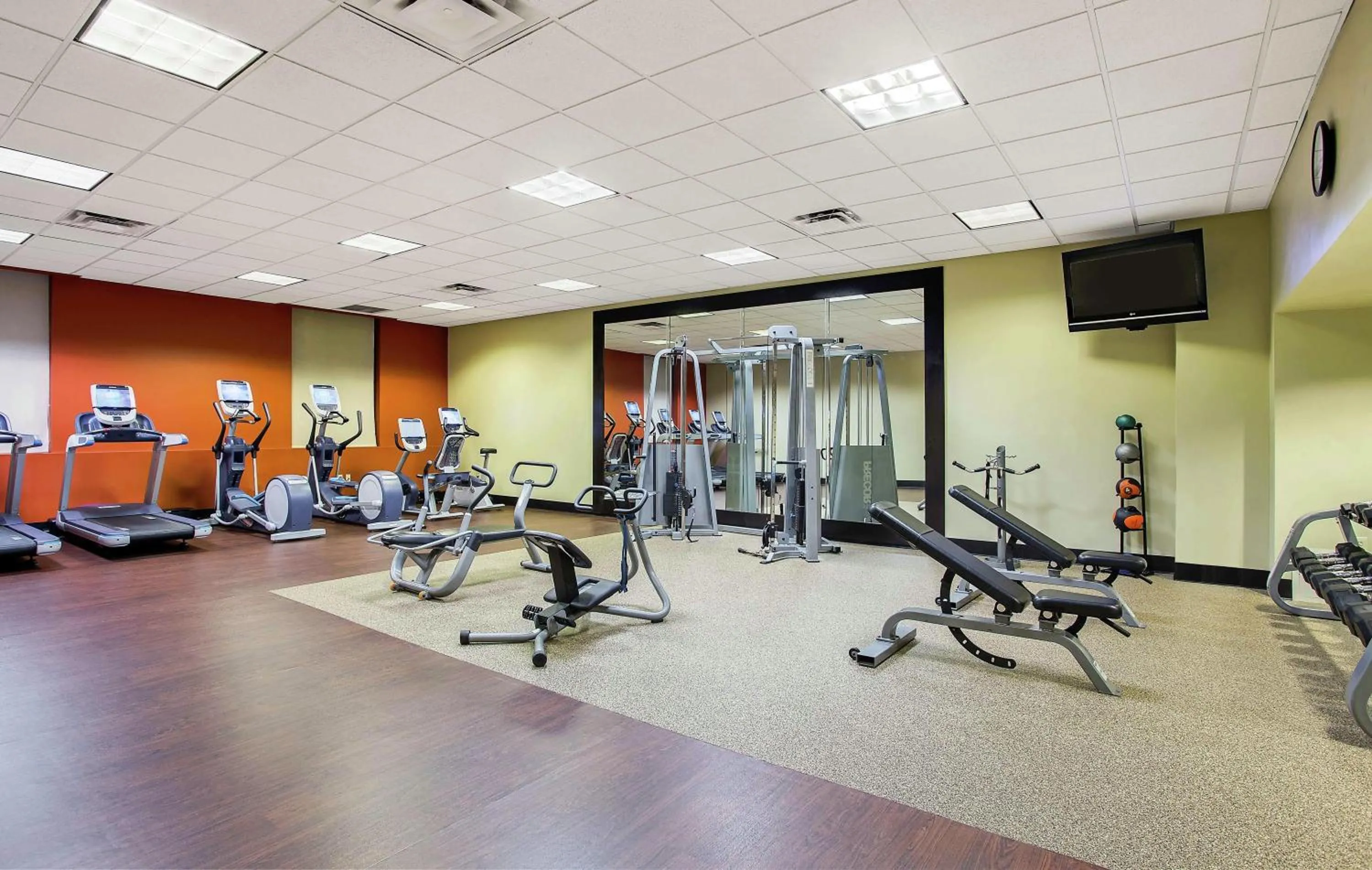 Fitness centre/facilities in Embassy Suites Lexington