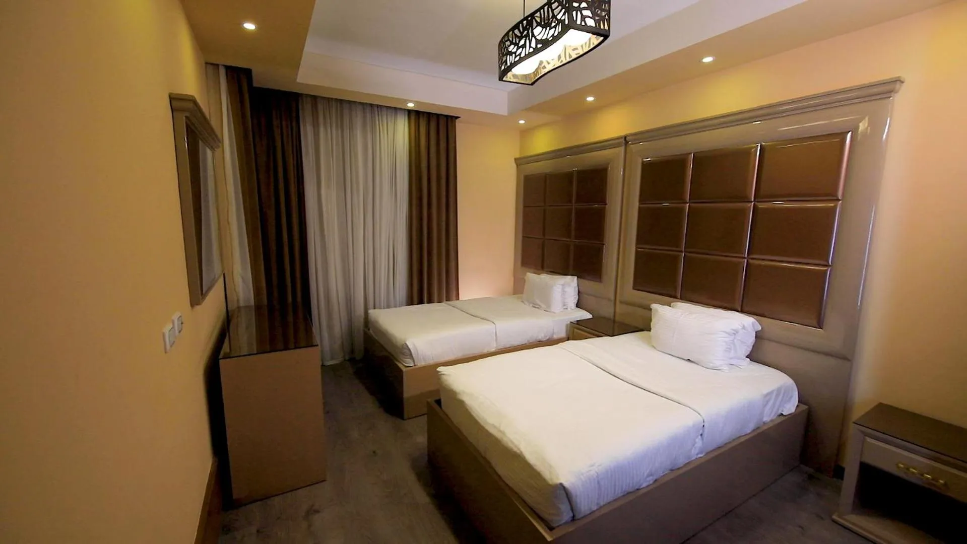 Bedroom, Bed in Villa 14 Suites
