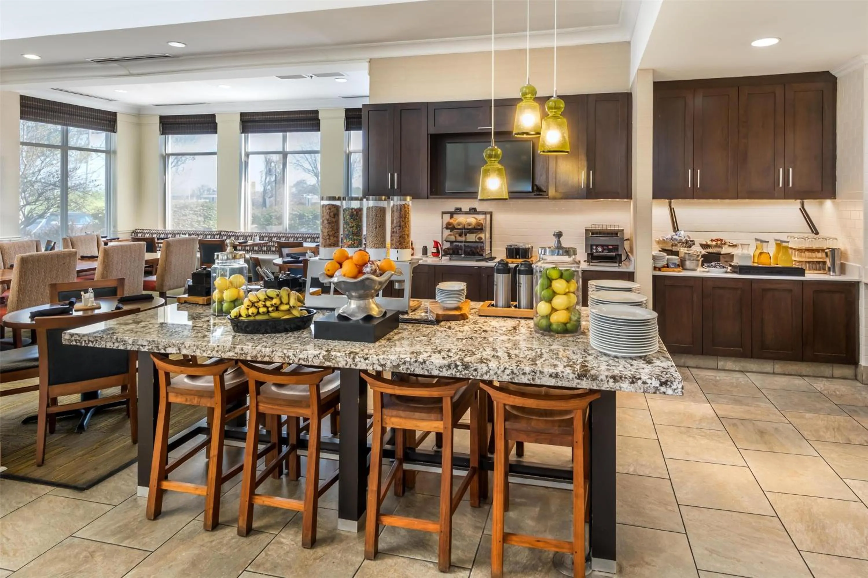 Restaurant/places to eat in Hilton Garden Inn Lexington