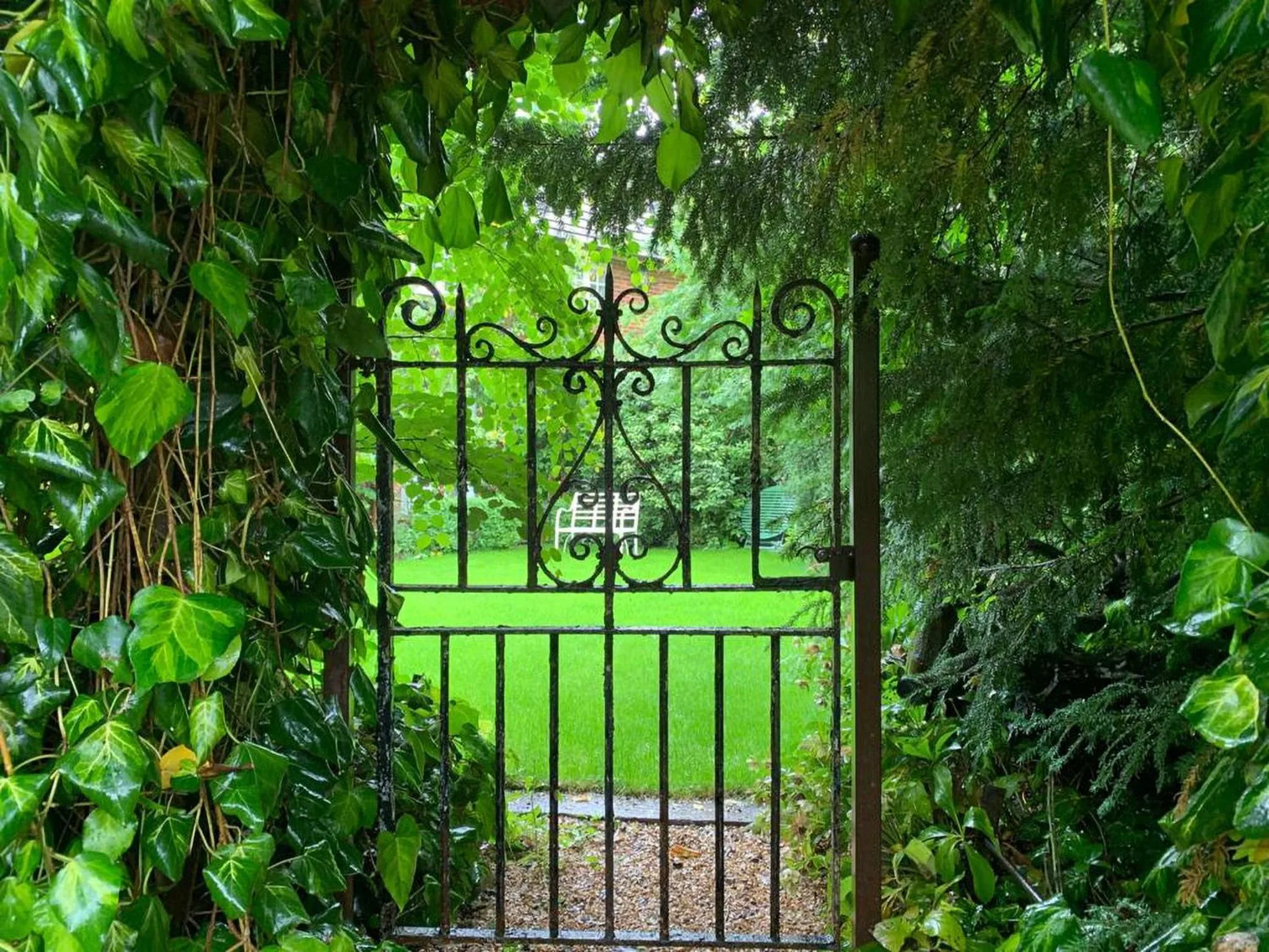 Property building in Banksiae