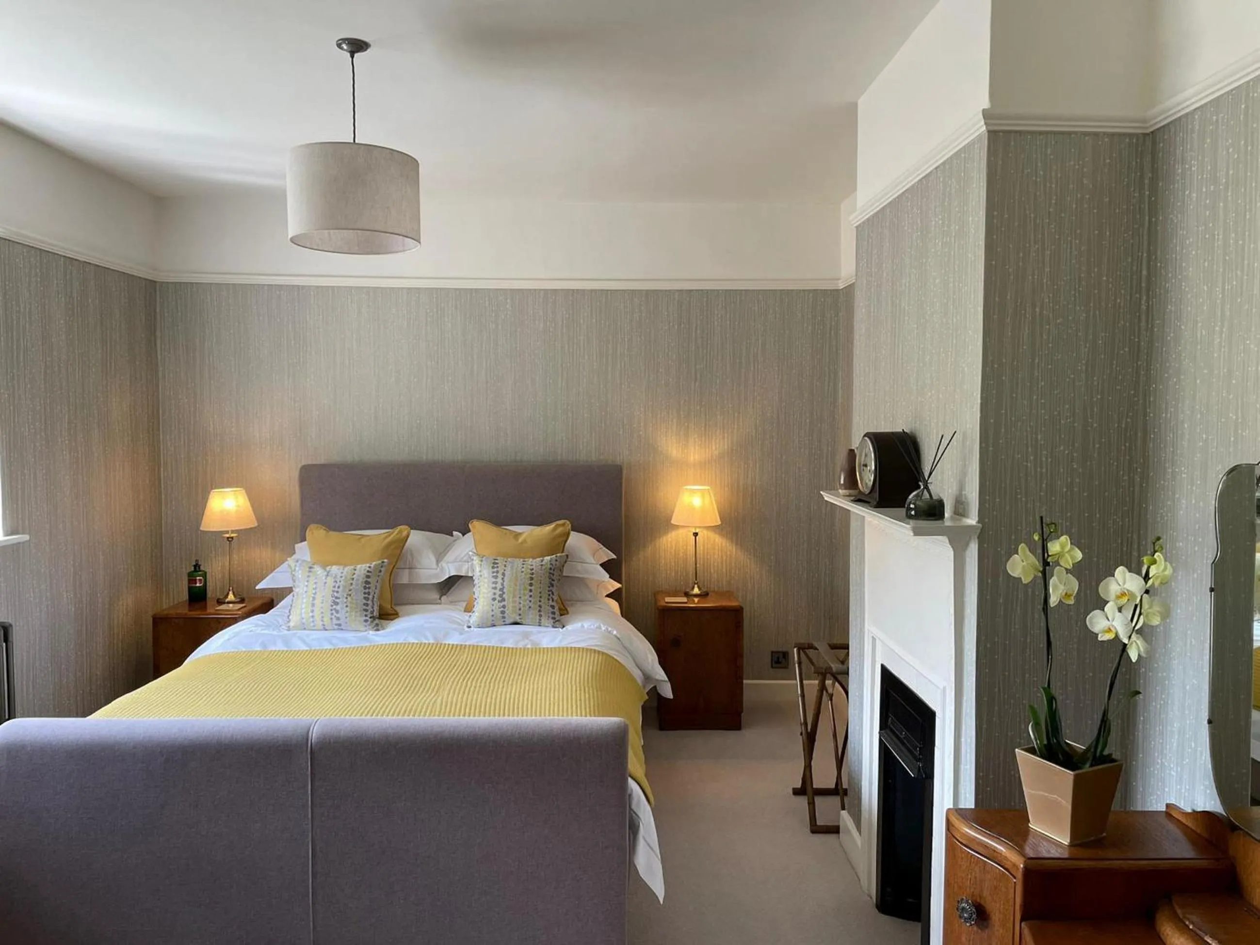 Property building, Bed in Banksiae