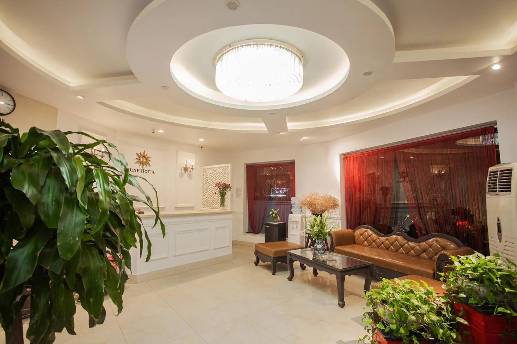 Spring in Dinh Hotel