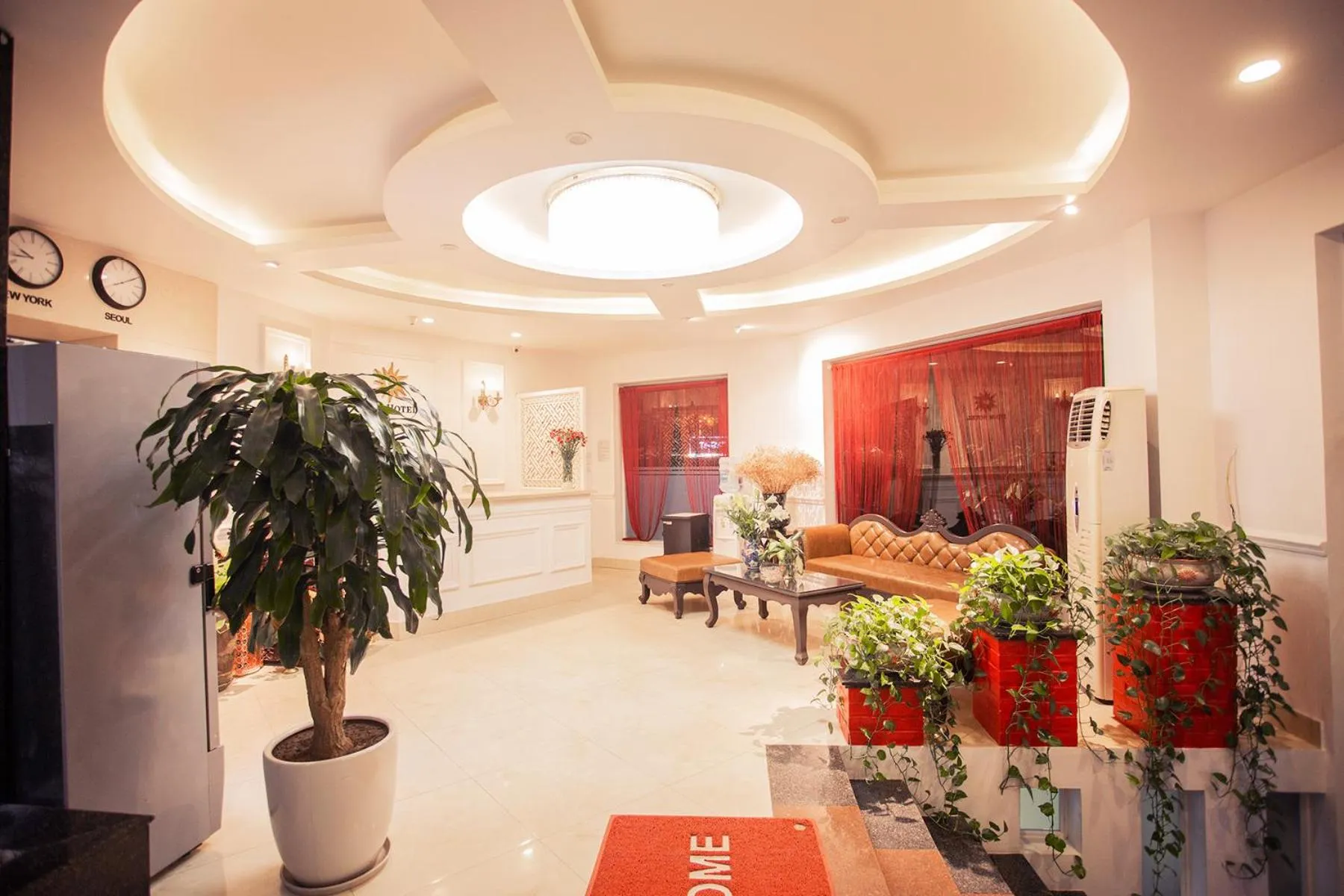 Lobby or reception in Dinh Hotel