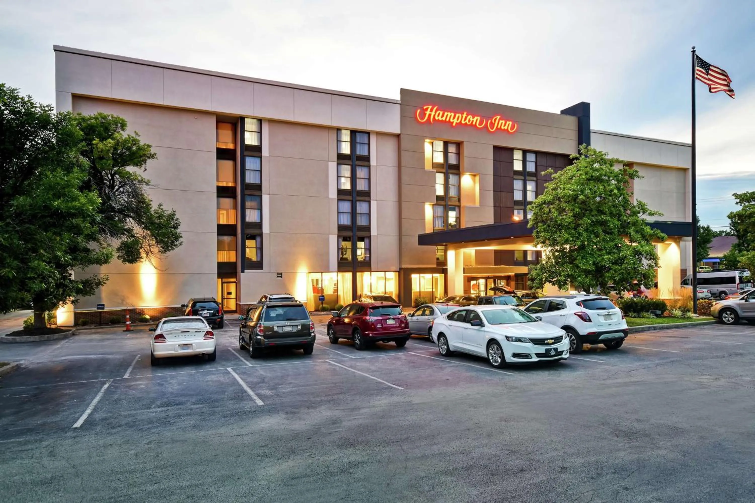 Property building in Hampton Inn Lexington I-75