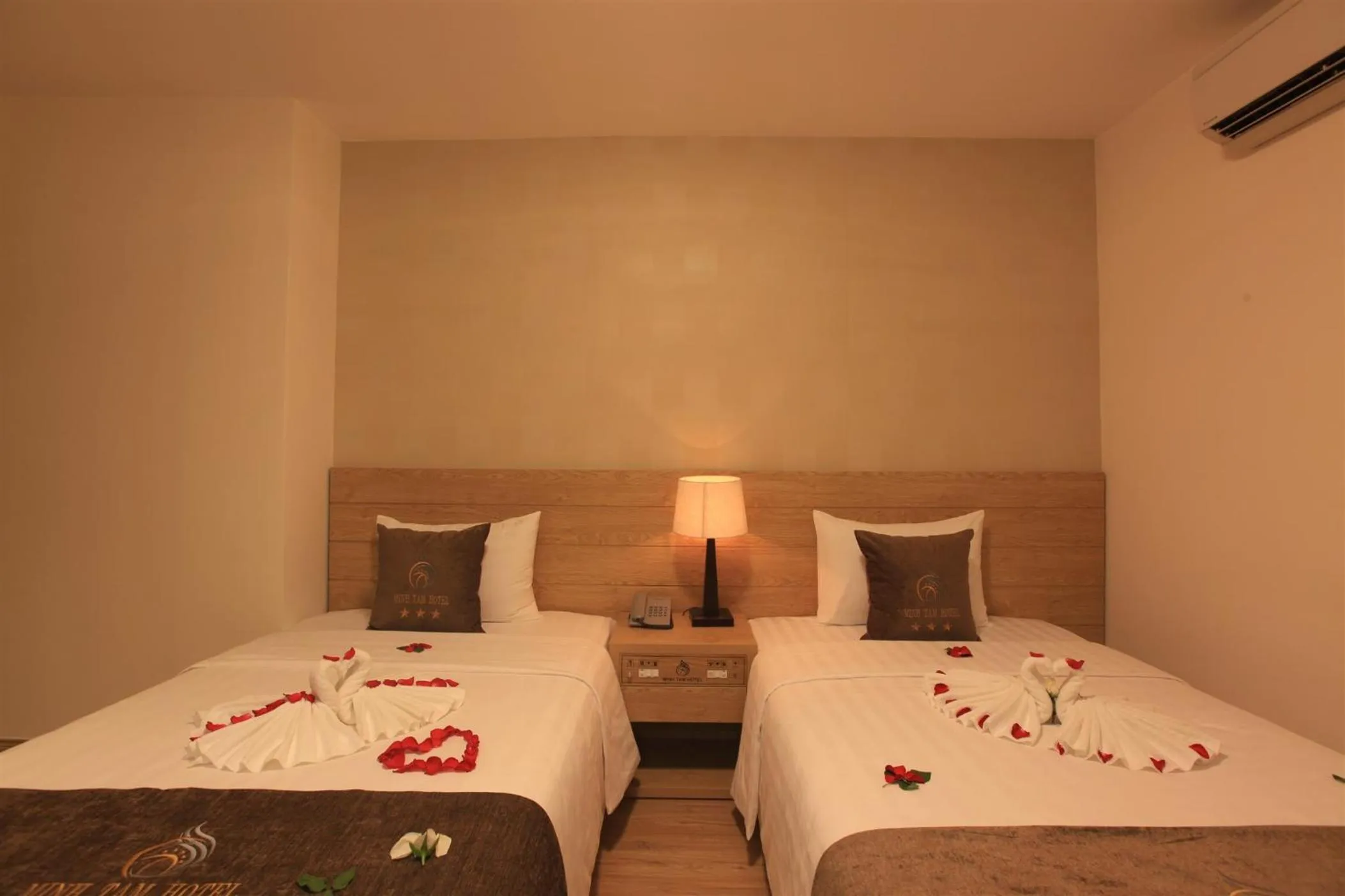 Bed in Minh Tam Hotel & Spa 3/2