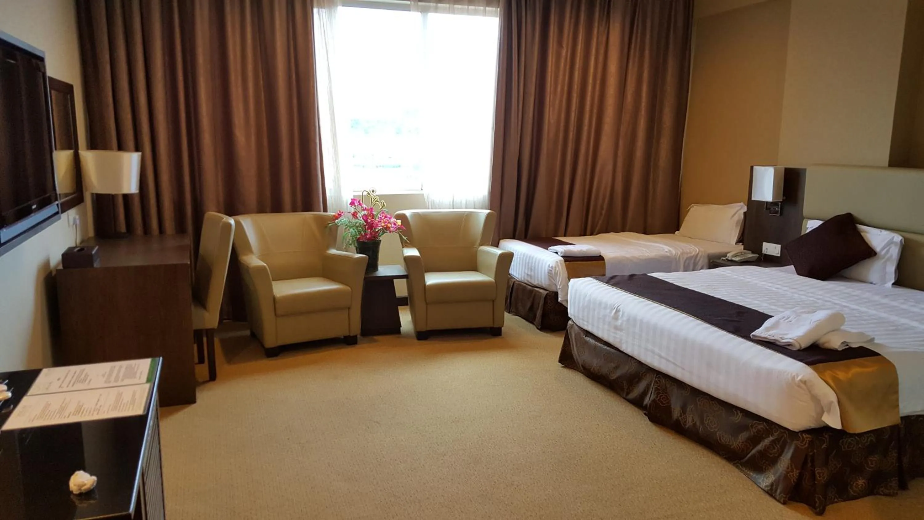 Bed in Lintas View Hotel