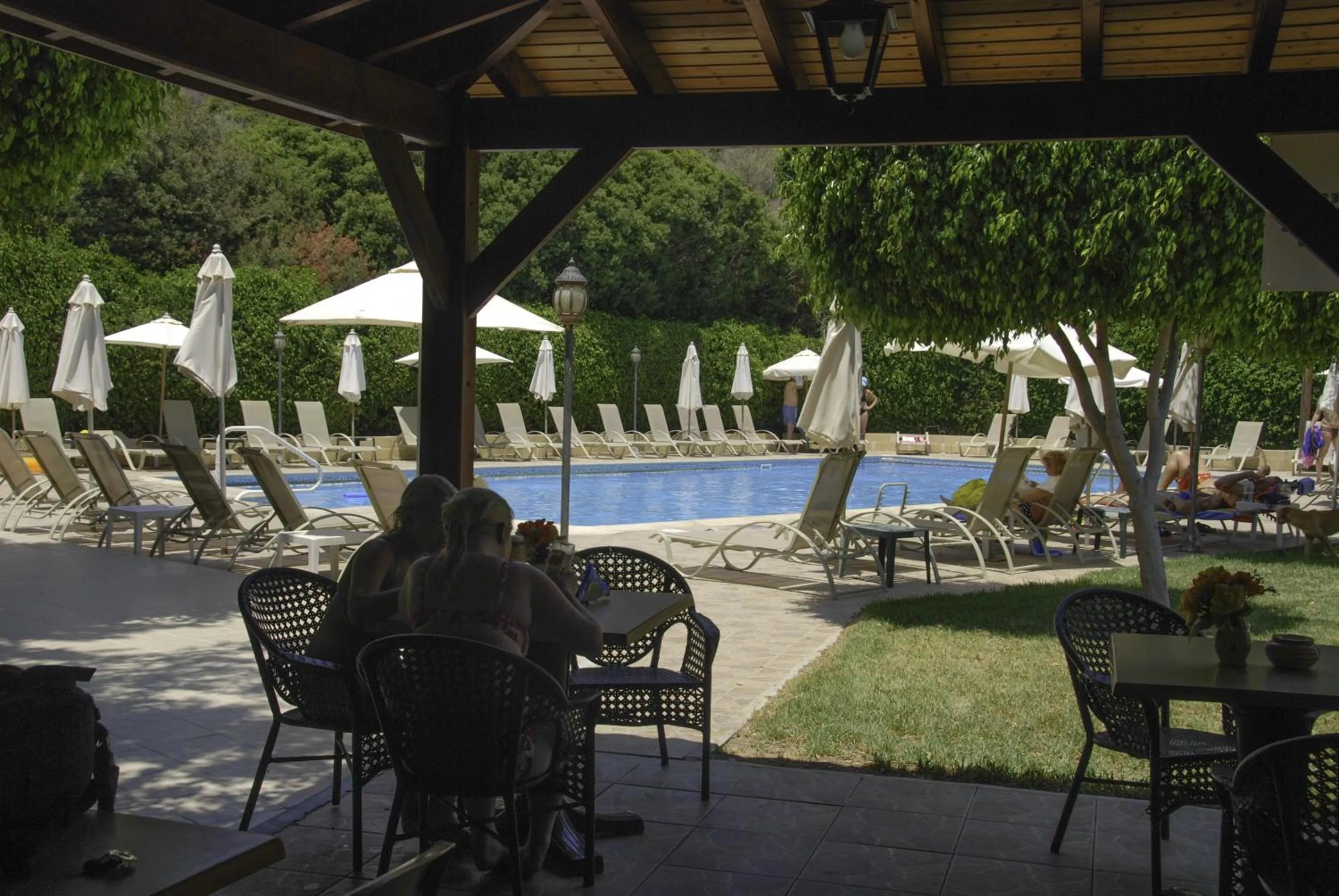 Day in Kotzias Beach Apartments