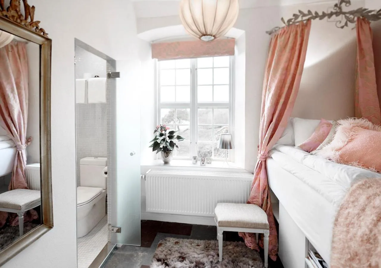 Bed in Görvälns Slott