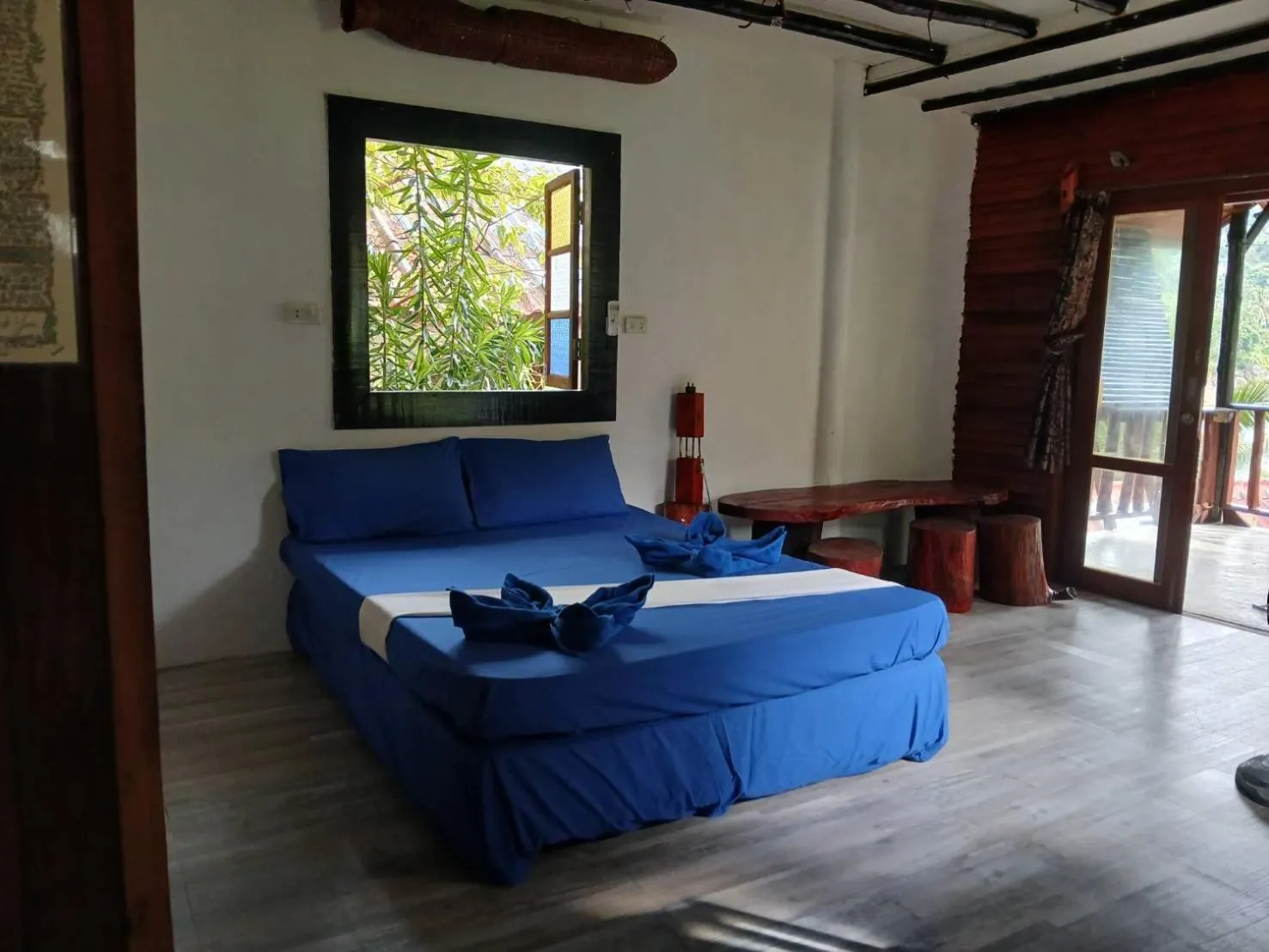 Bed in Mai Pen Rai Bungalows