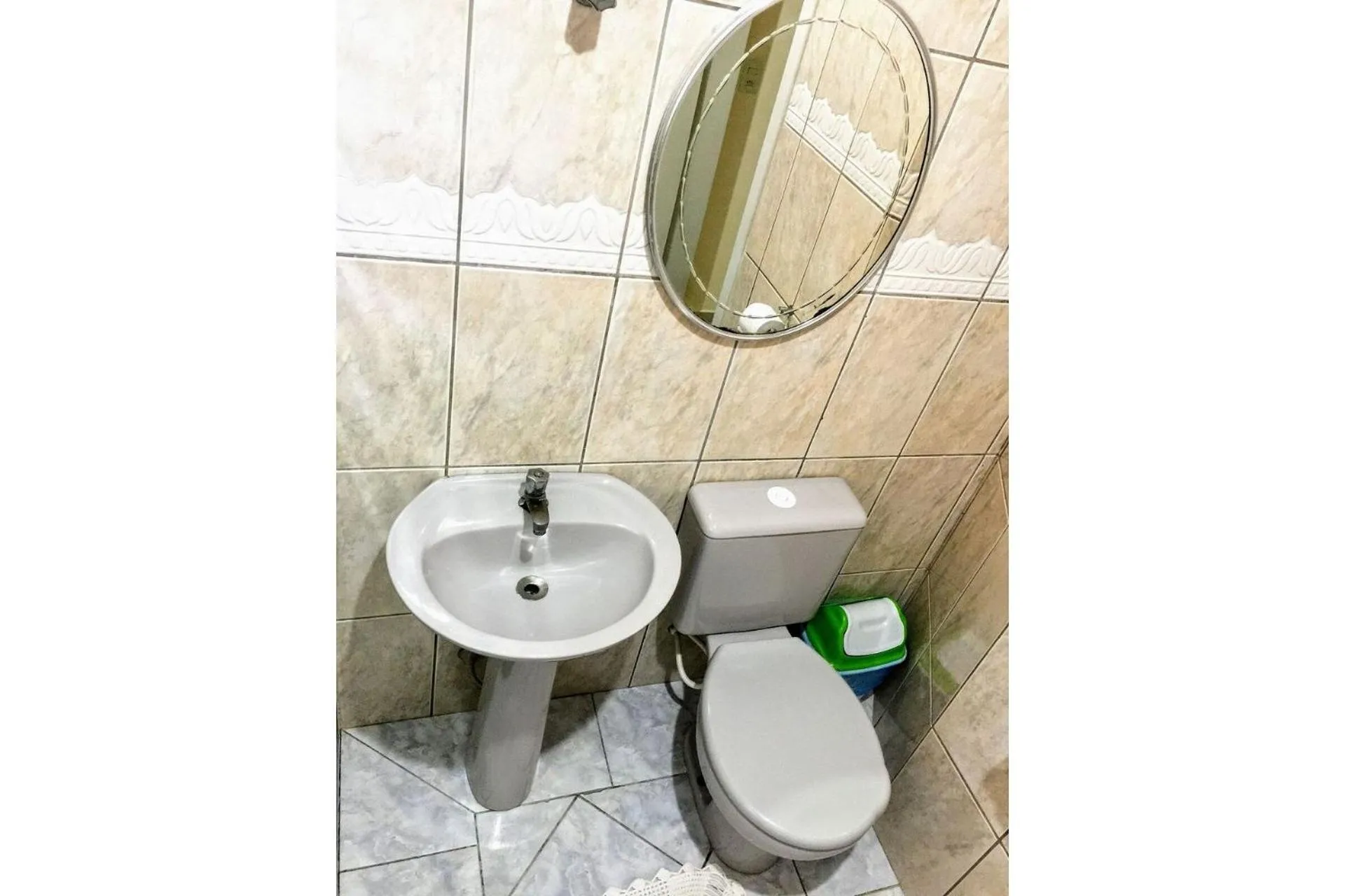 Toilet in Pousada Souza