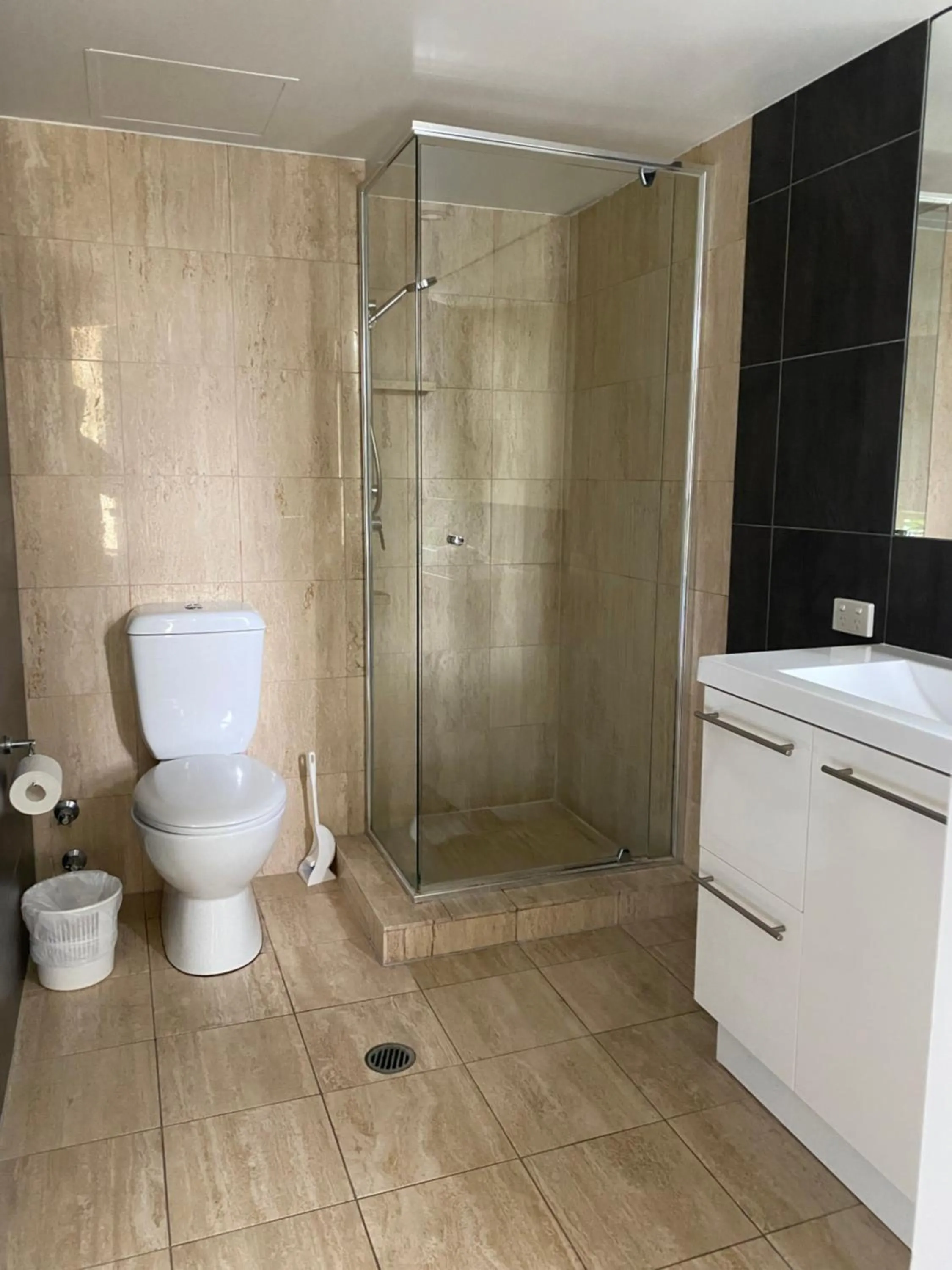 Toilet in Contessa Holiday Apartments